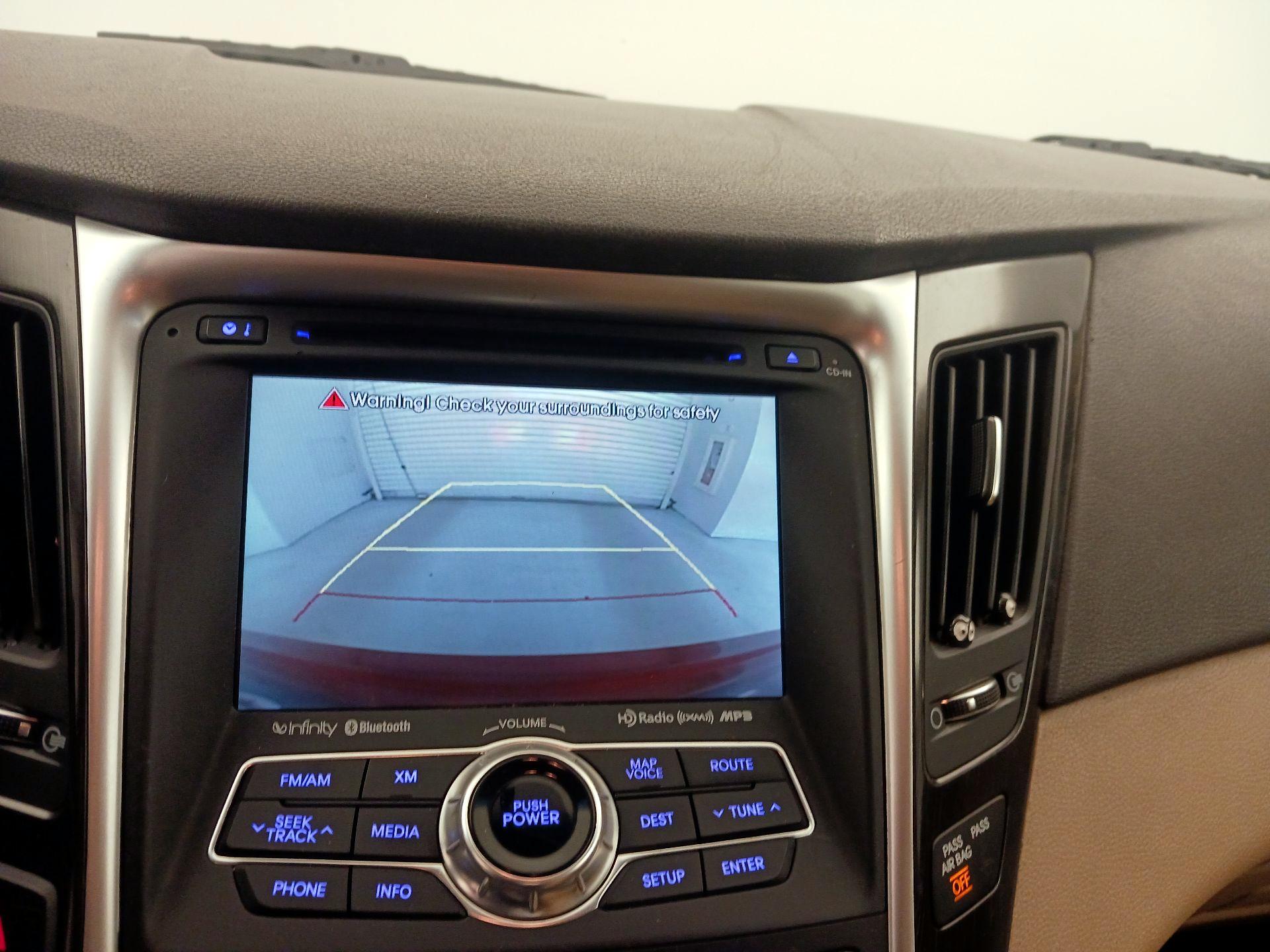 Thumbnail: 2013 Hyundai Sonata - 15