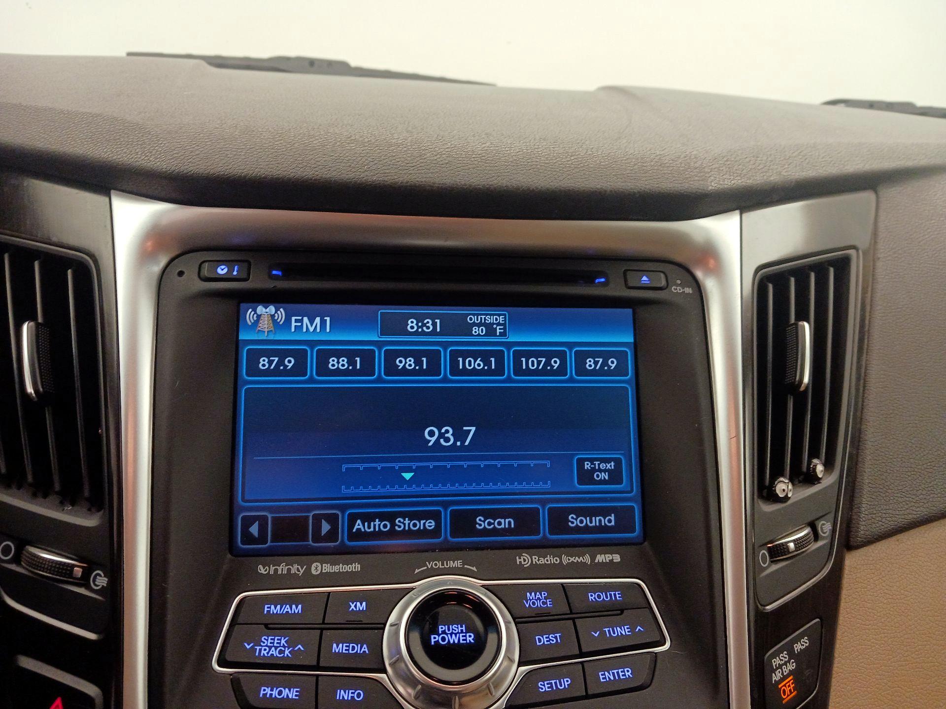 Thumbnail: 2013 Hyundai Sonata - 16