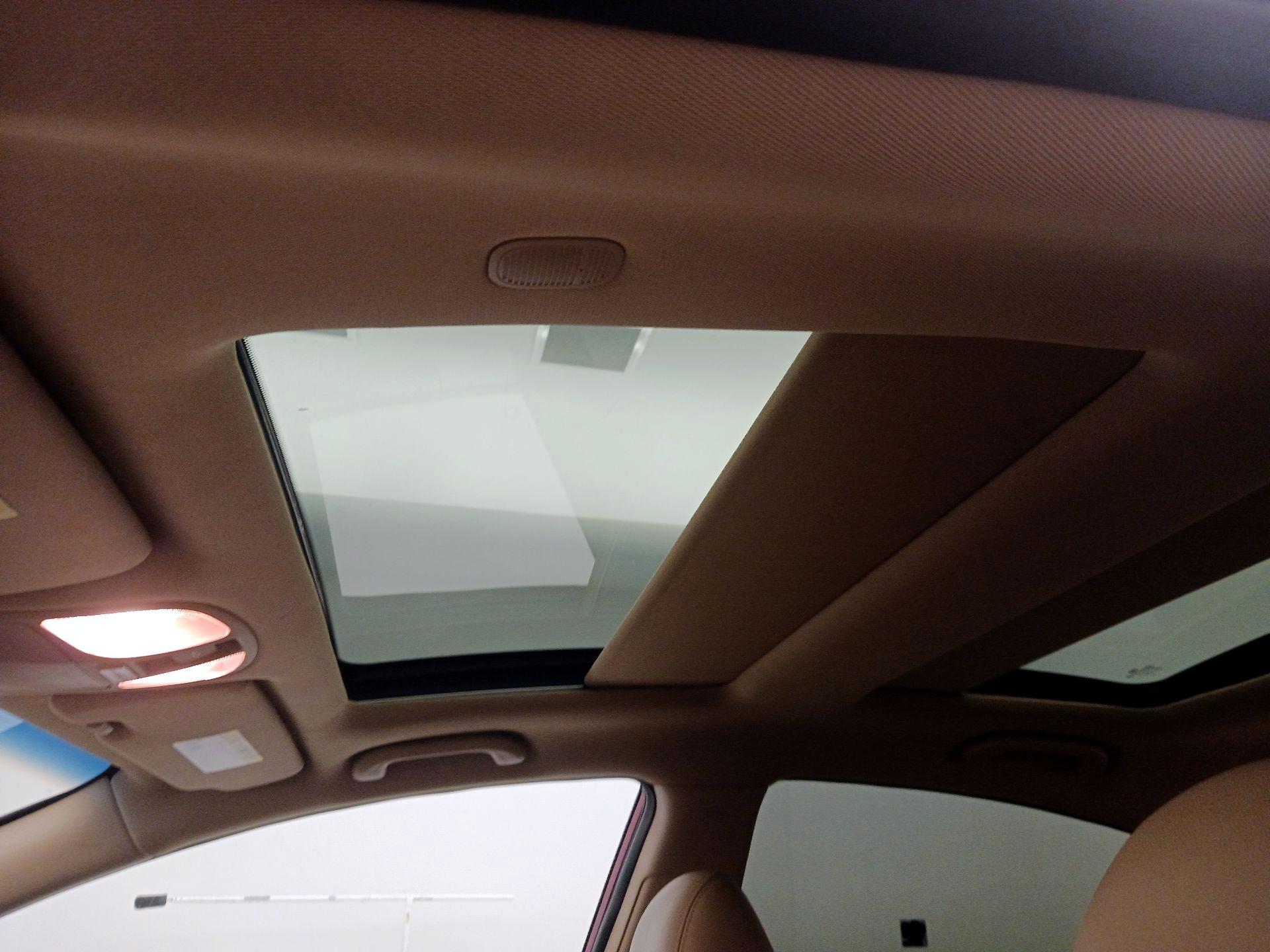 Thumbnail: 2013 Hyundai Sonata - 20