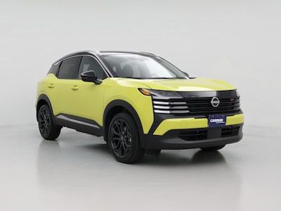 Green 2025 Nissan Kicks SR