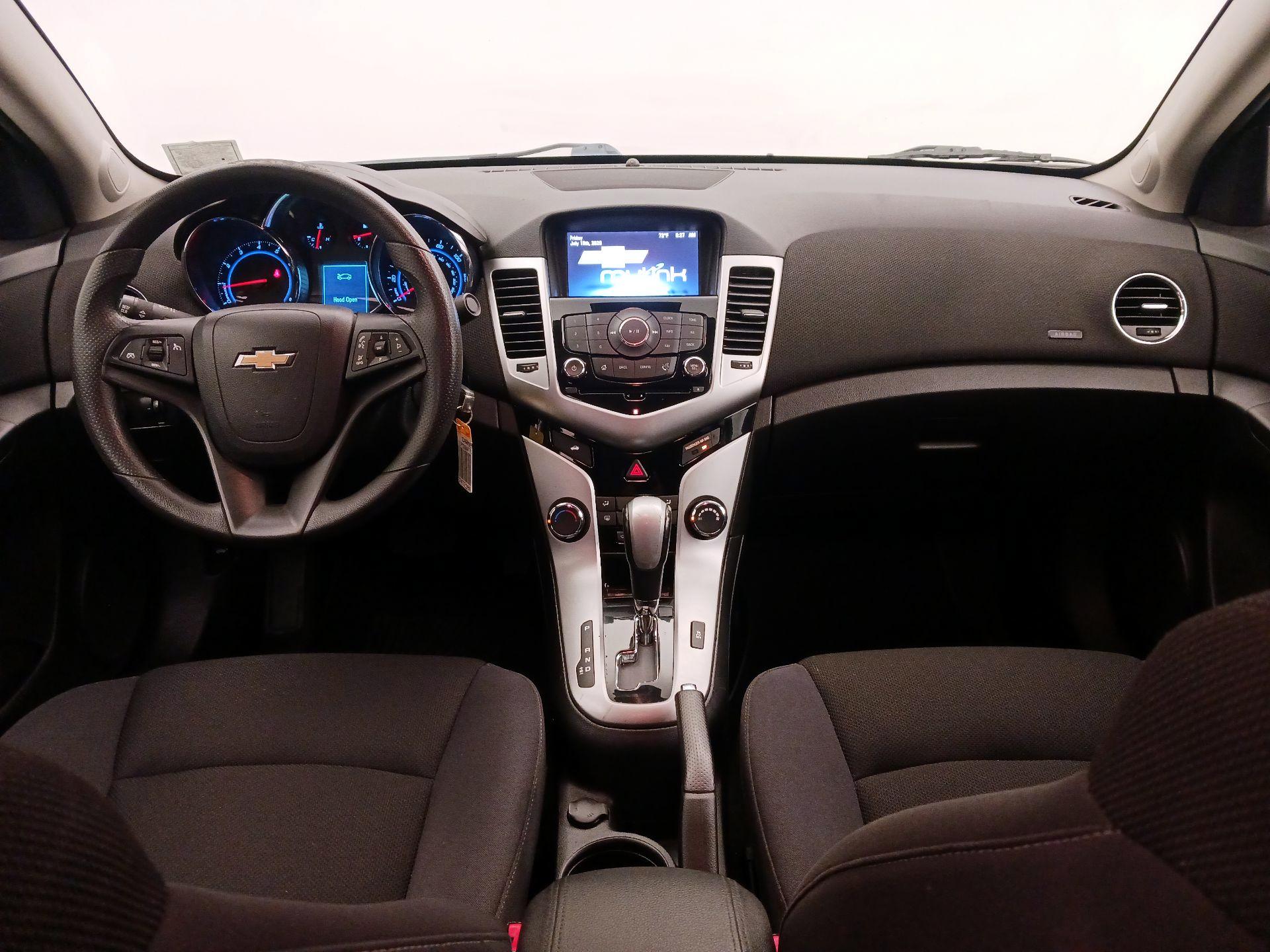 Thumbnail: 2015 Chevrolet Cruze - 9