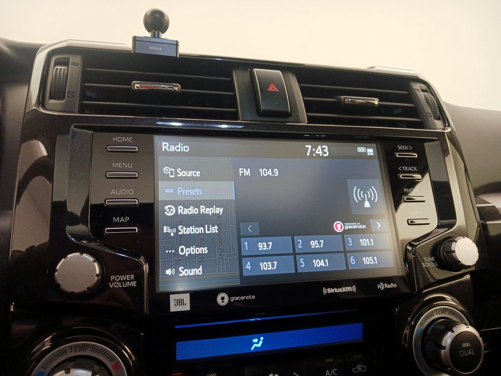 Thumbnail: 2020 Toyota 4Runner - 16