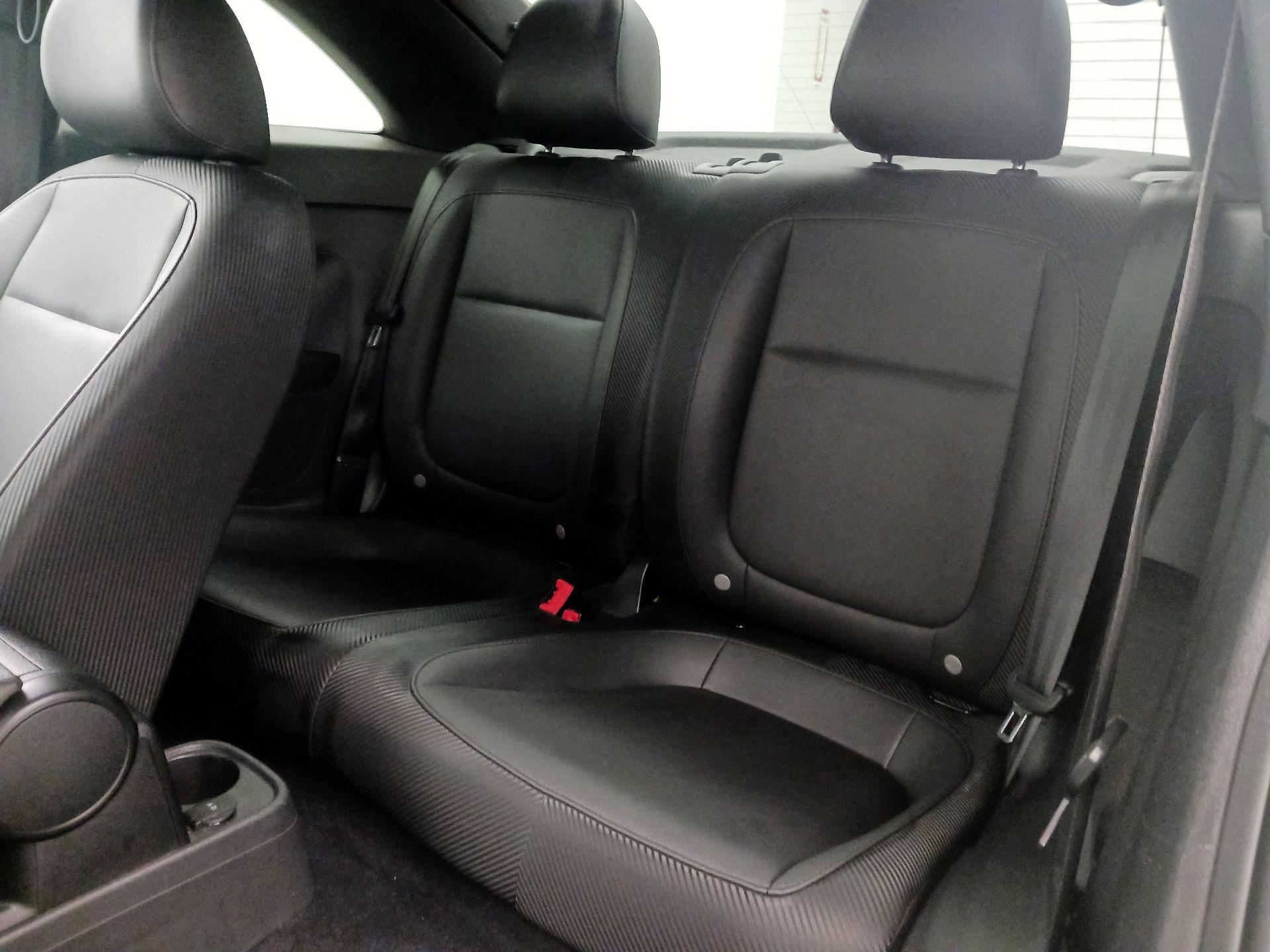 Thumbnail: 2016 Volkswagen Beetle - 18