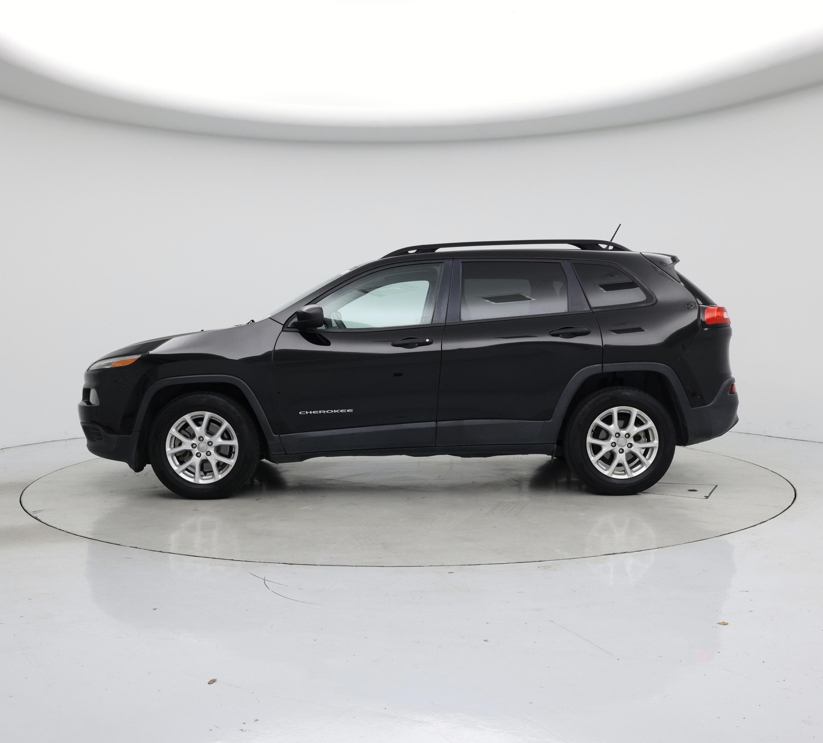 Thumbnail: 2017 Jeep Cherokee - 3