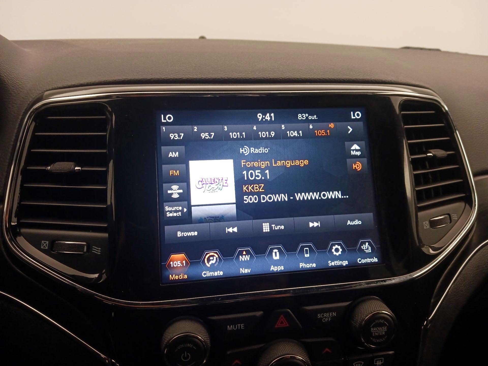 Thumbnail: 2021 Jeep Grand Cherokee - 15