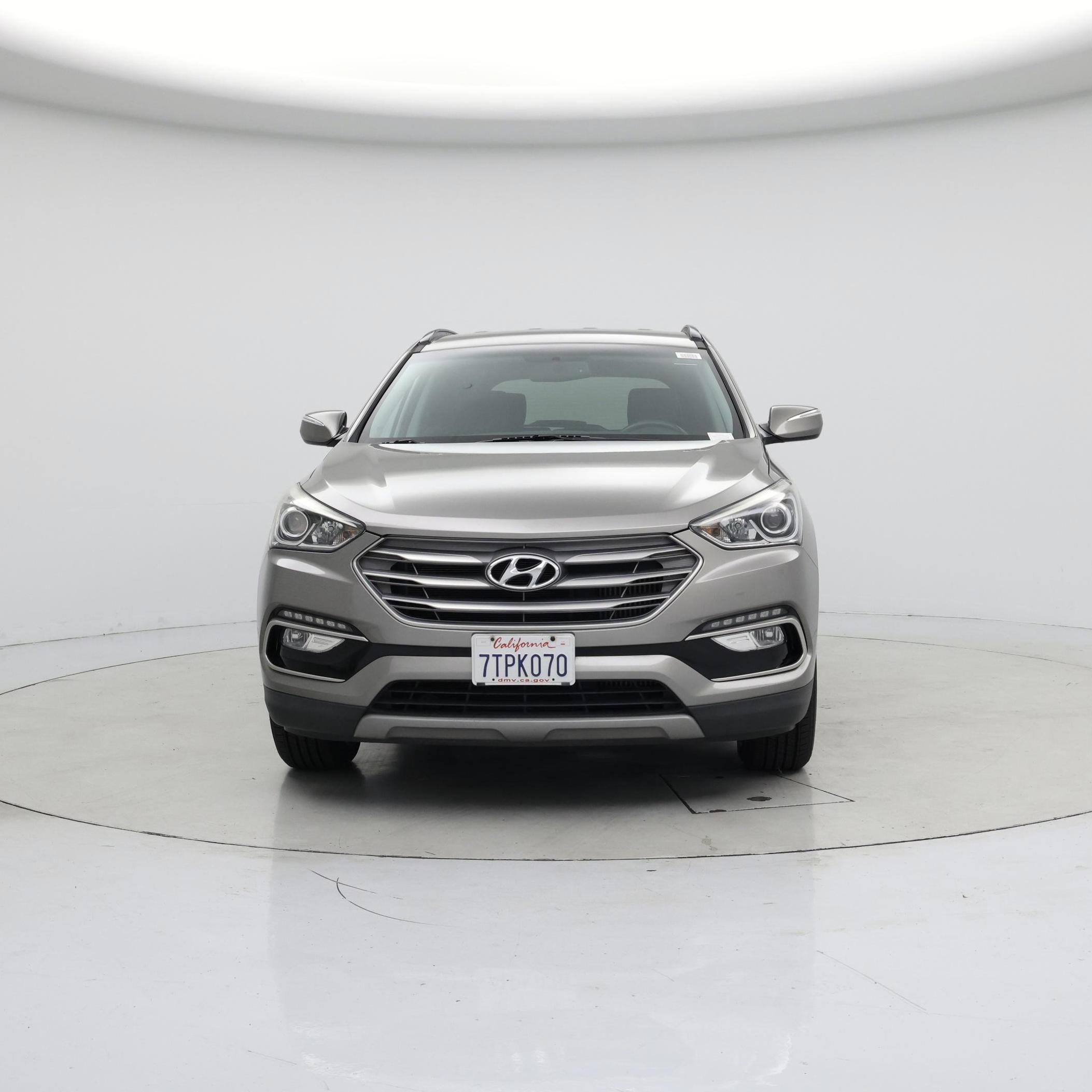 Thumbnail: 2017 Hyundai Santa Fe - 5