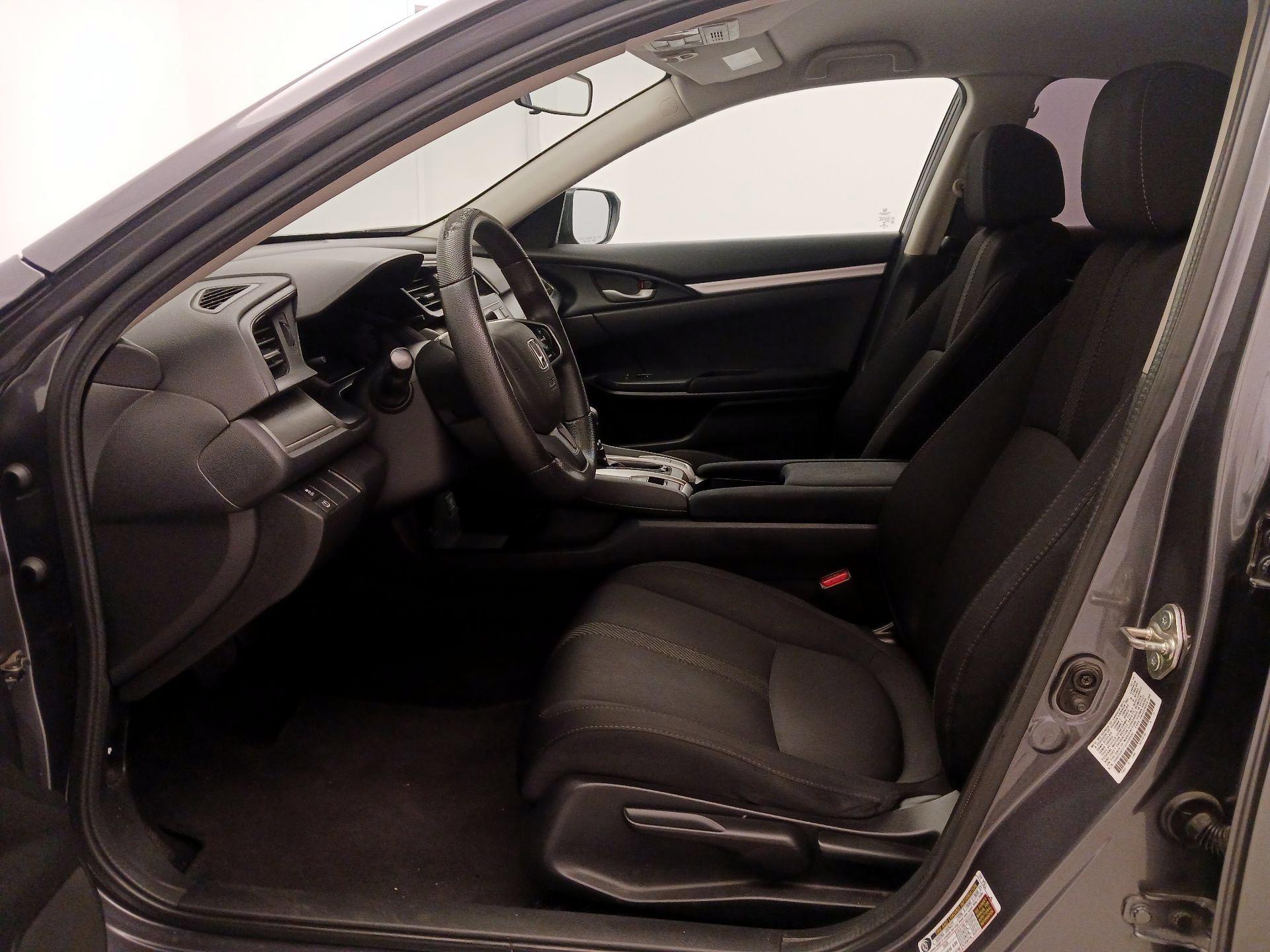 Thumbnail: 2016 Honda Civic - 11