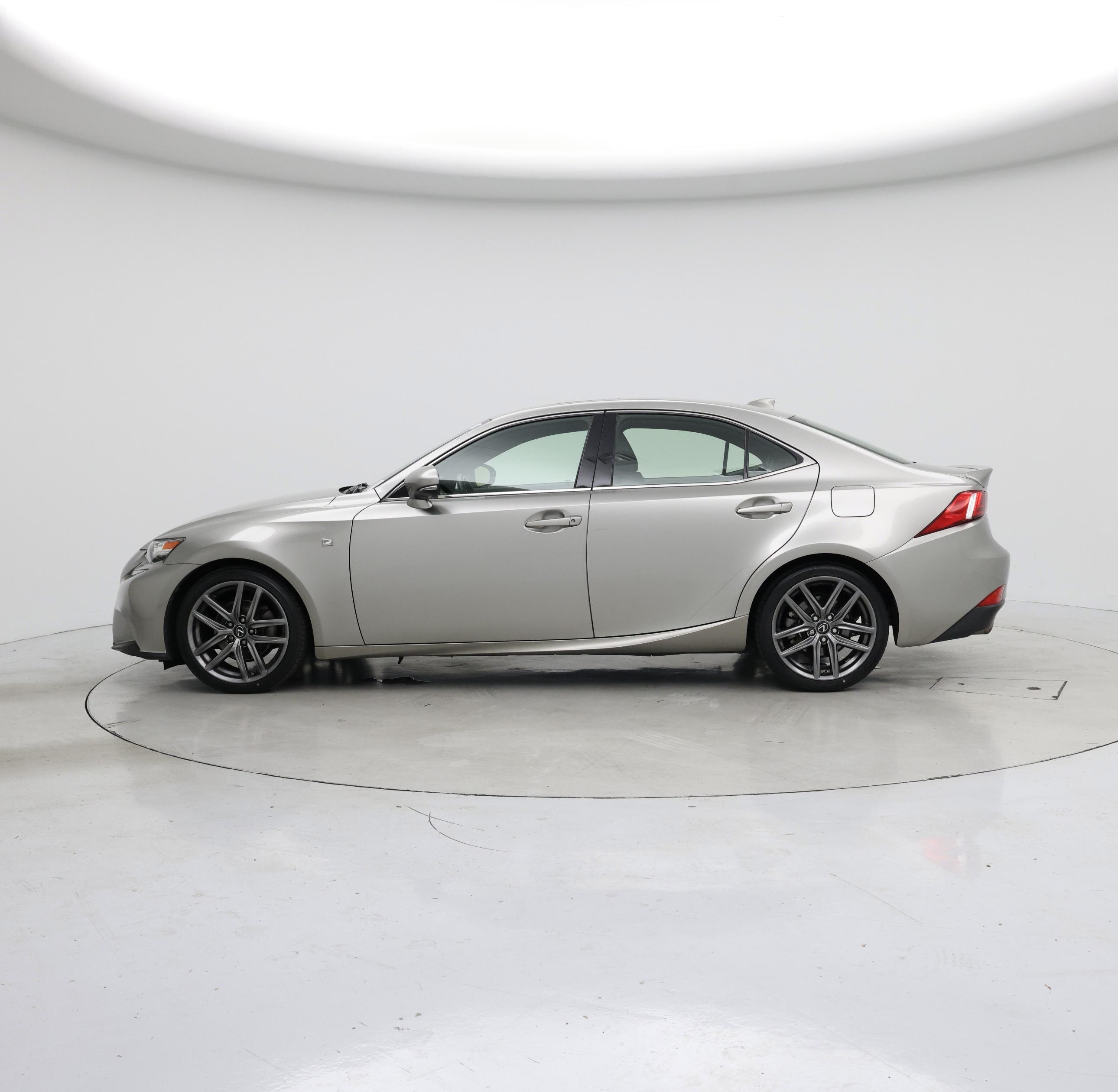 Thumbnail: 2015 Lexus IS - 3