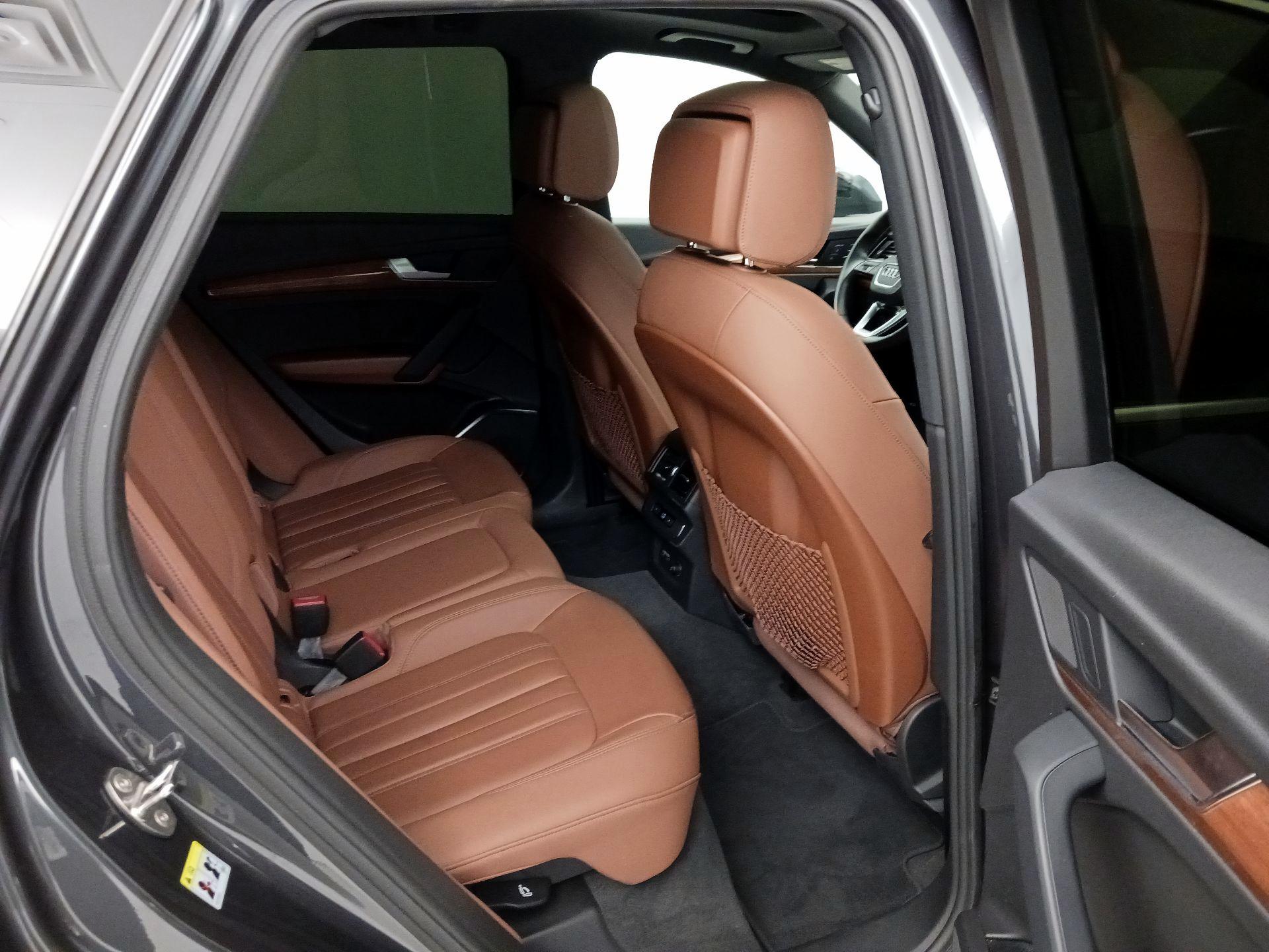 Thumbnail: 2021 Audi Q5 - 19