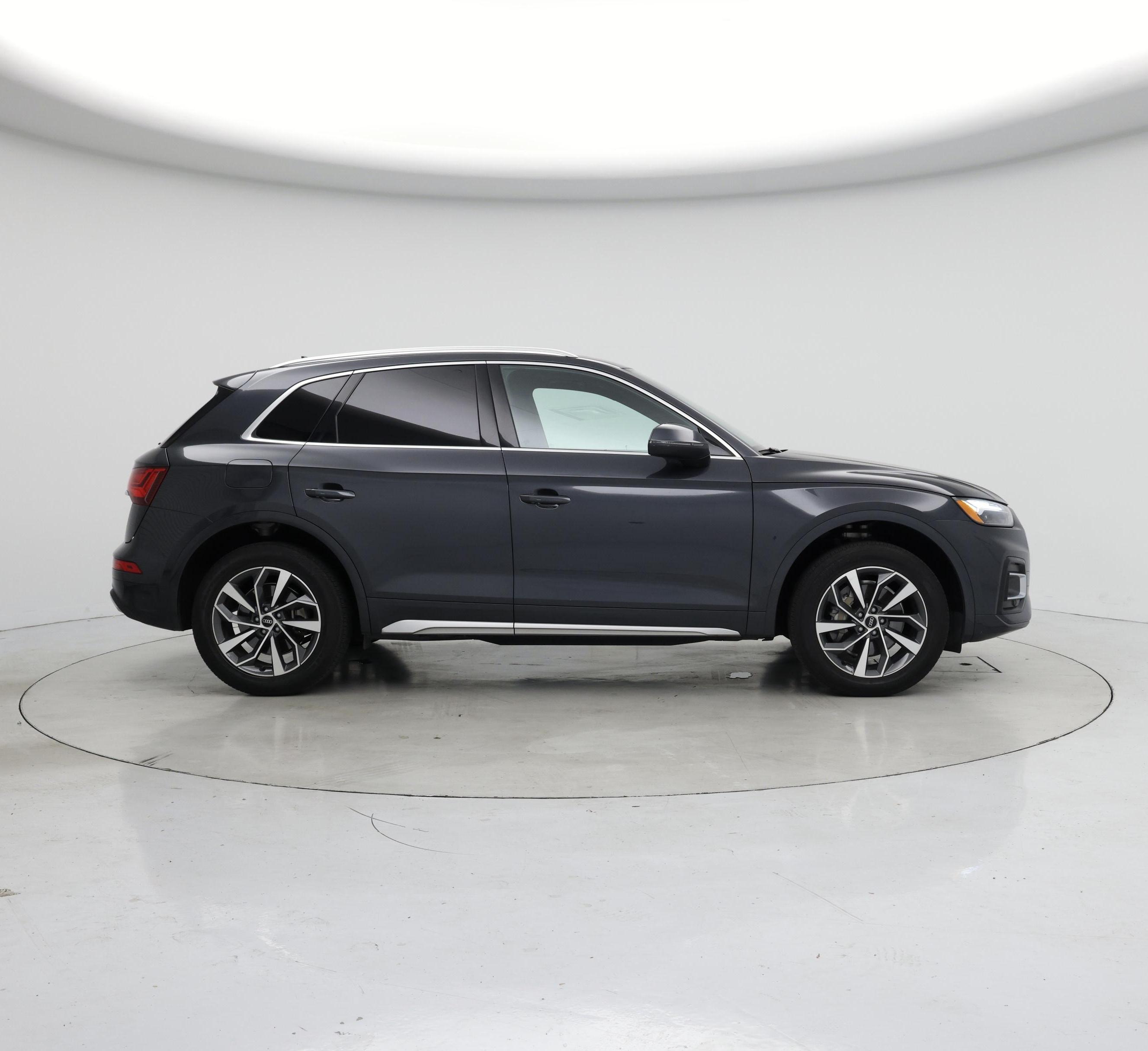 Thumbnail: 2021 Audi Q5 - 7