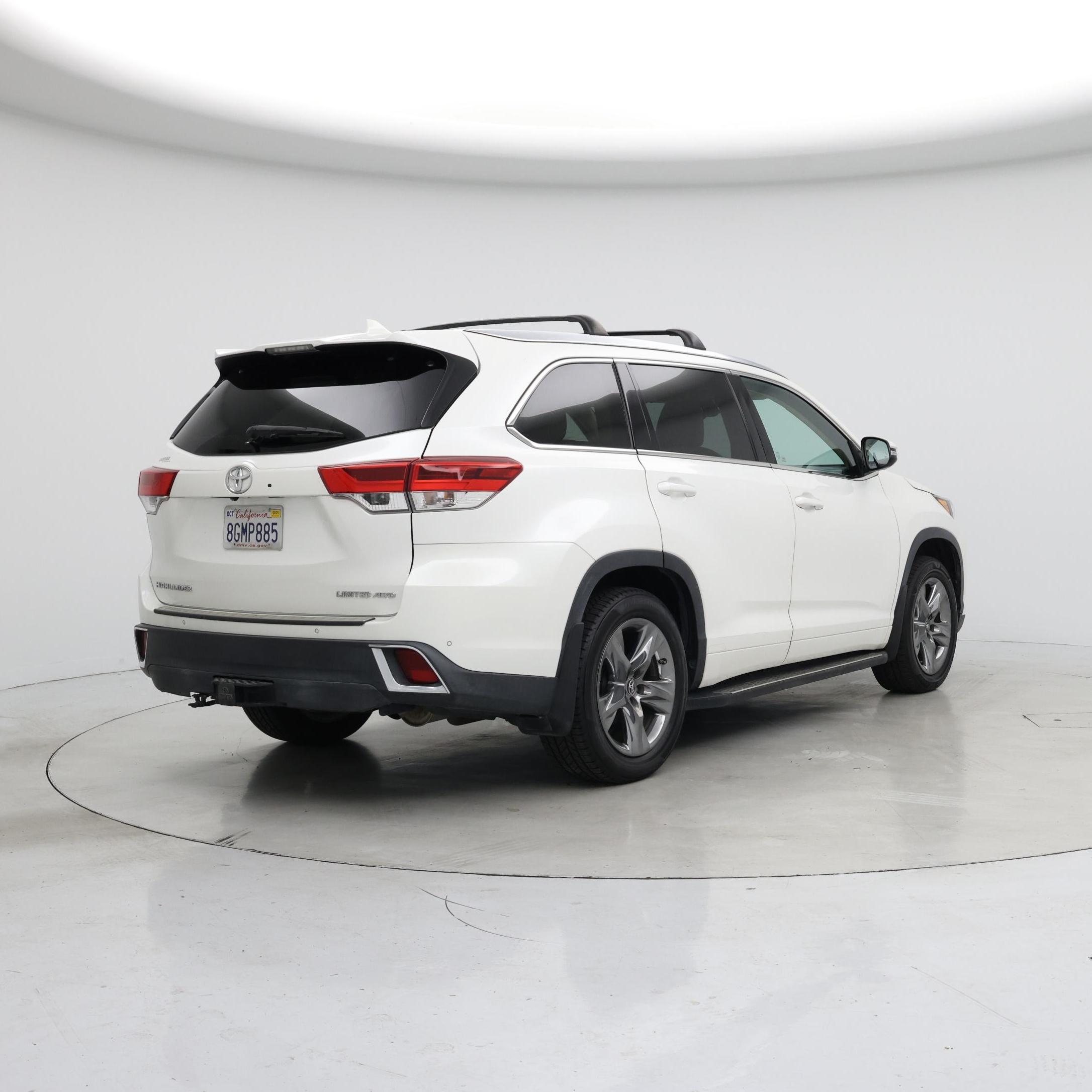 Thumbnail: 2018 Toyota Highlander - 8
