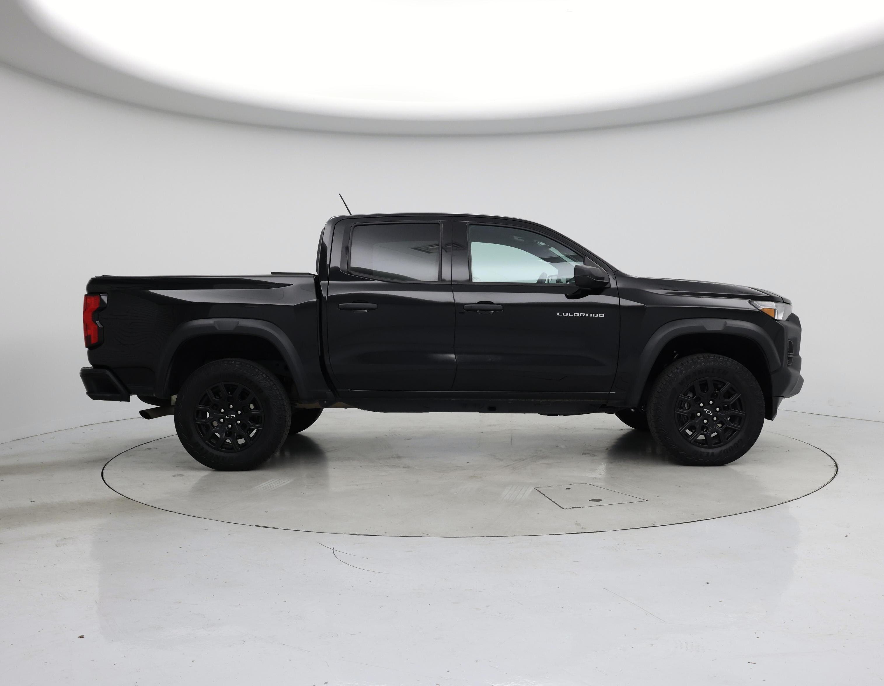 Thumbnail: 2023 Chevrolet Colorado - 7