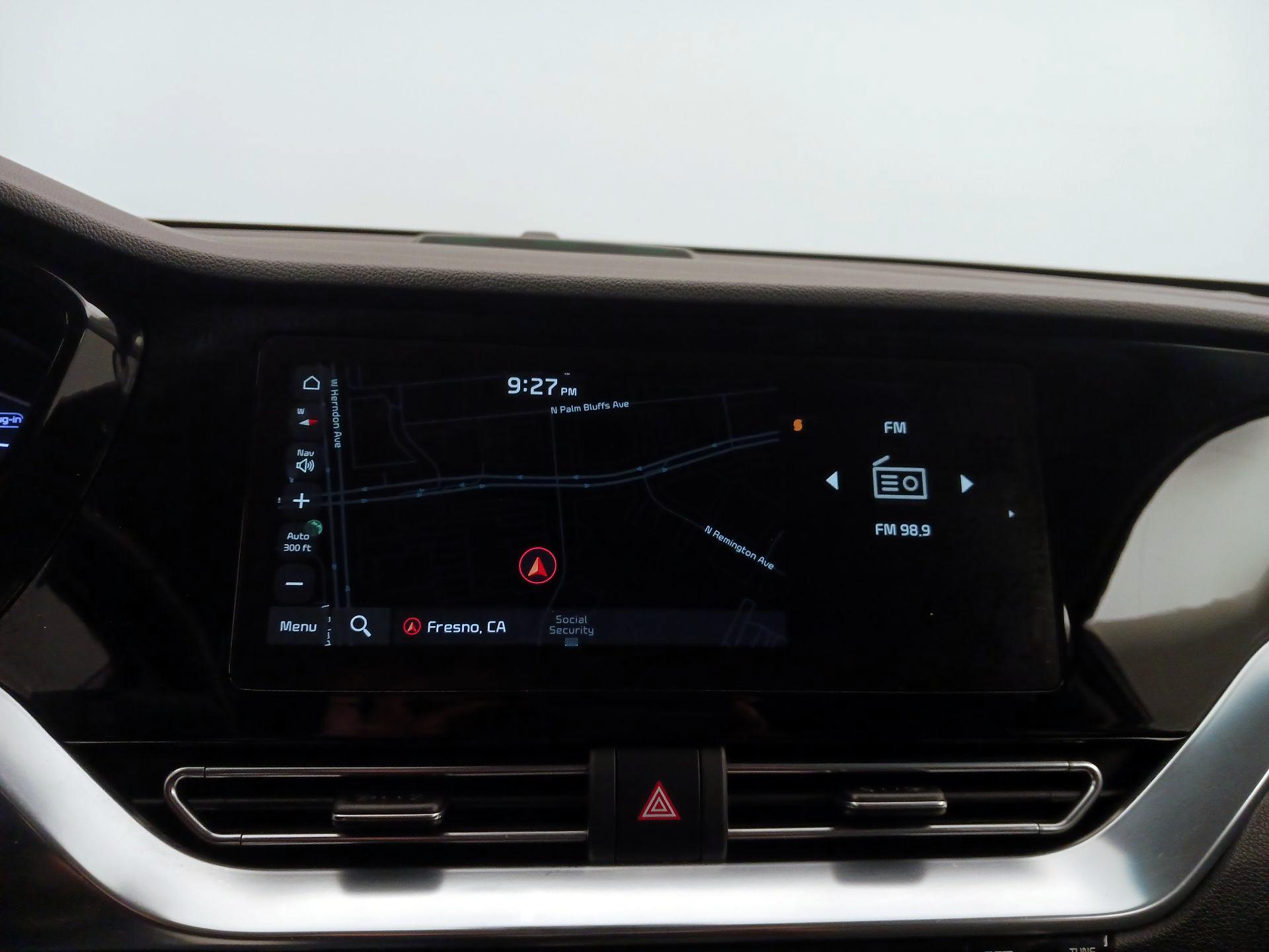 Thumbnail: 2020 Kia Niro - 14