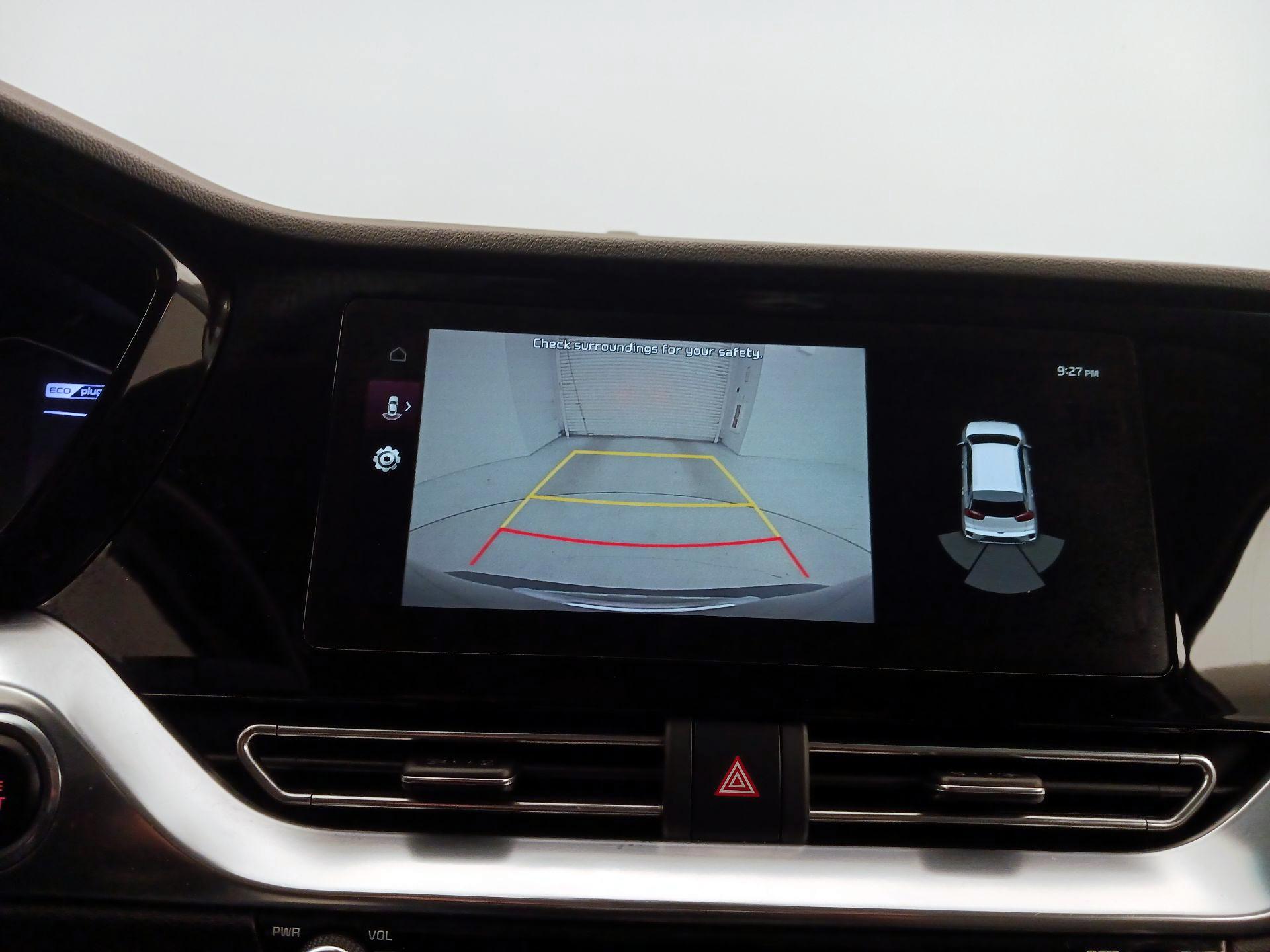 Thumbnail: 2020 Kia Niro - 15