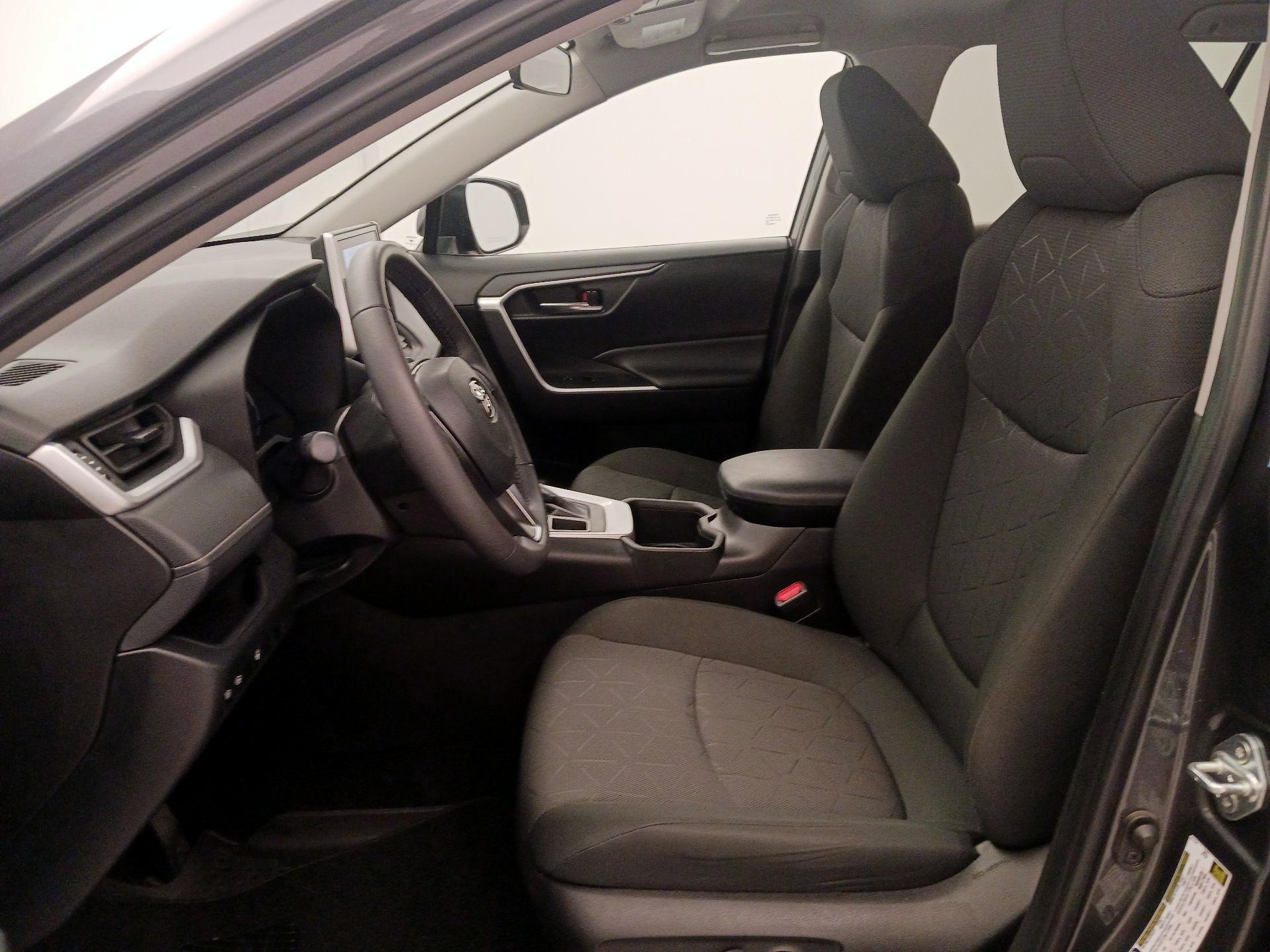Thumbnail: 2024 Toyota RAV4 - 11