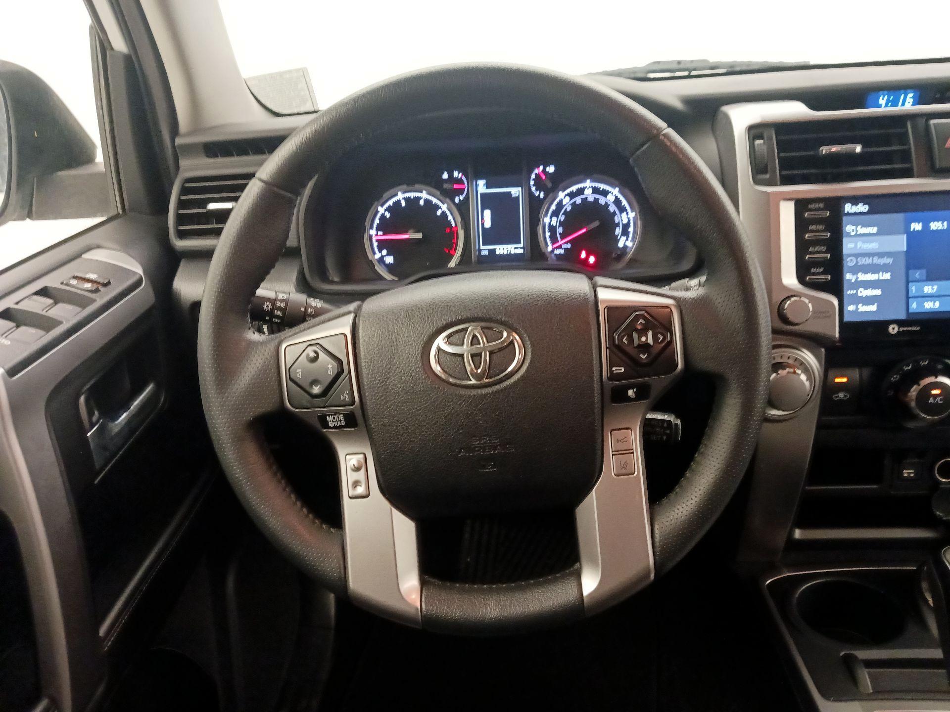 Thumbnail: 2022 Toyota 4Runner - 10
