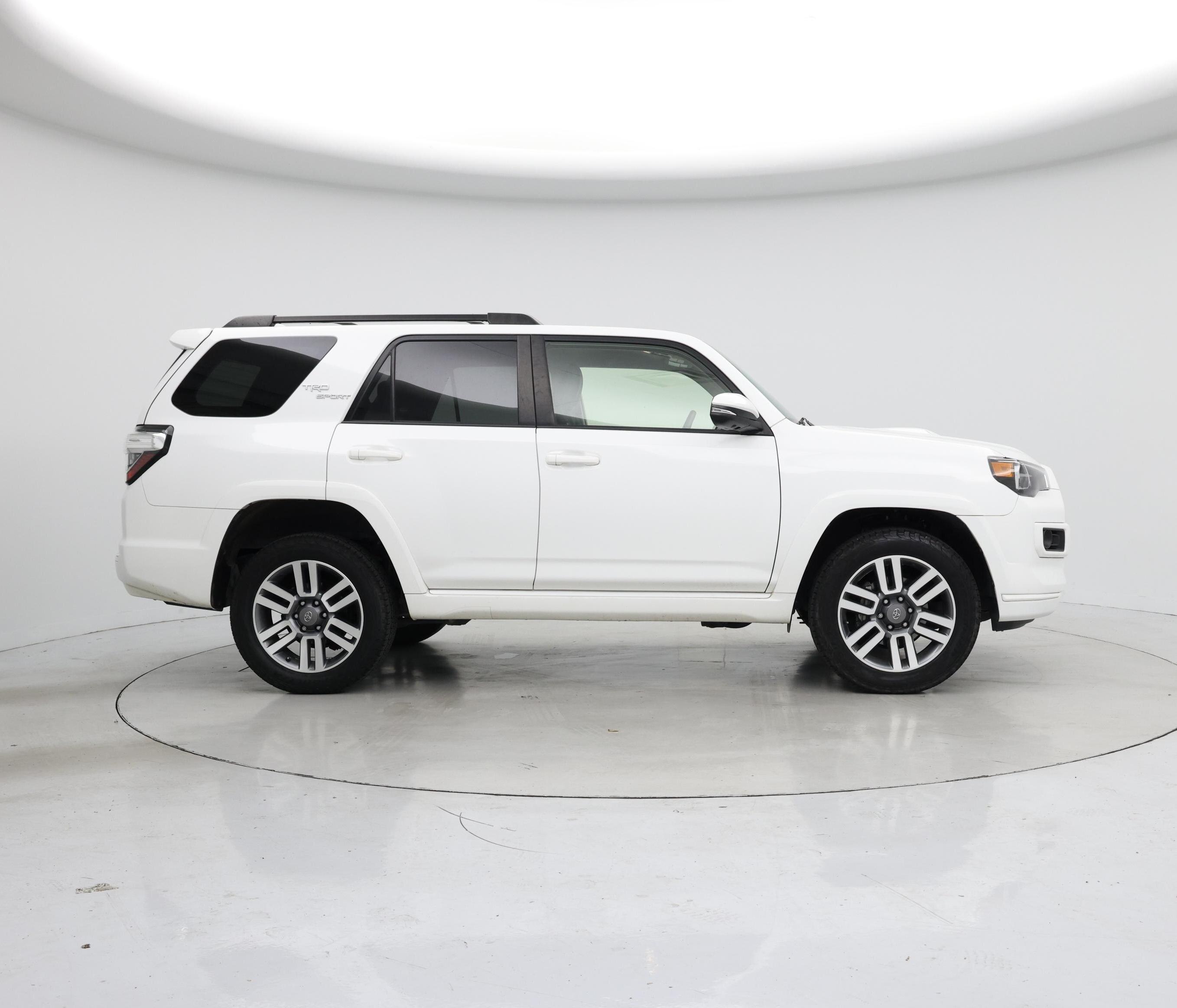 Thumbnail: 2022 Toyota 4Runner - 7