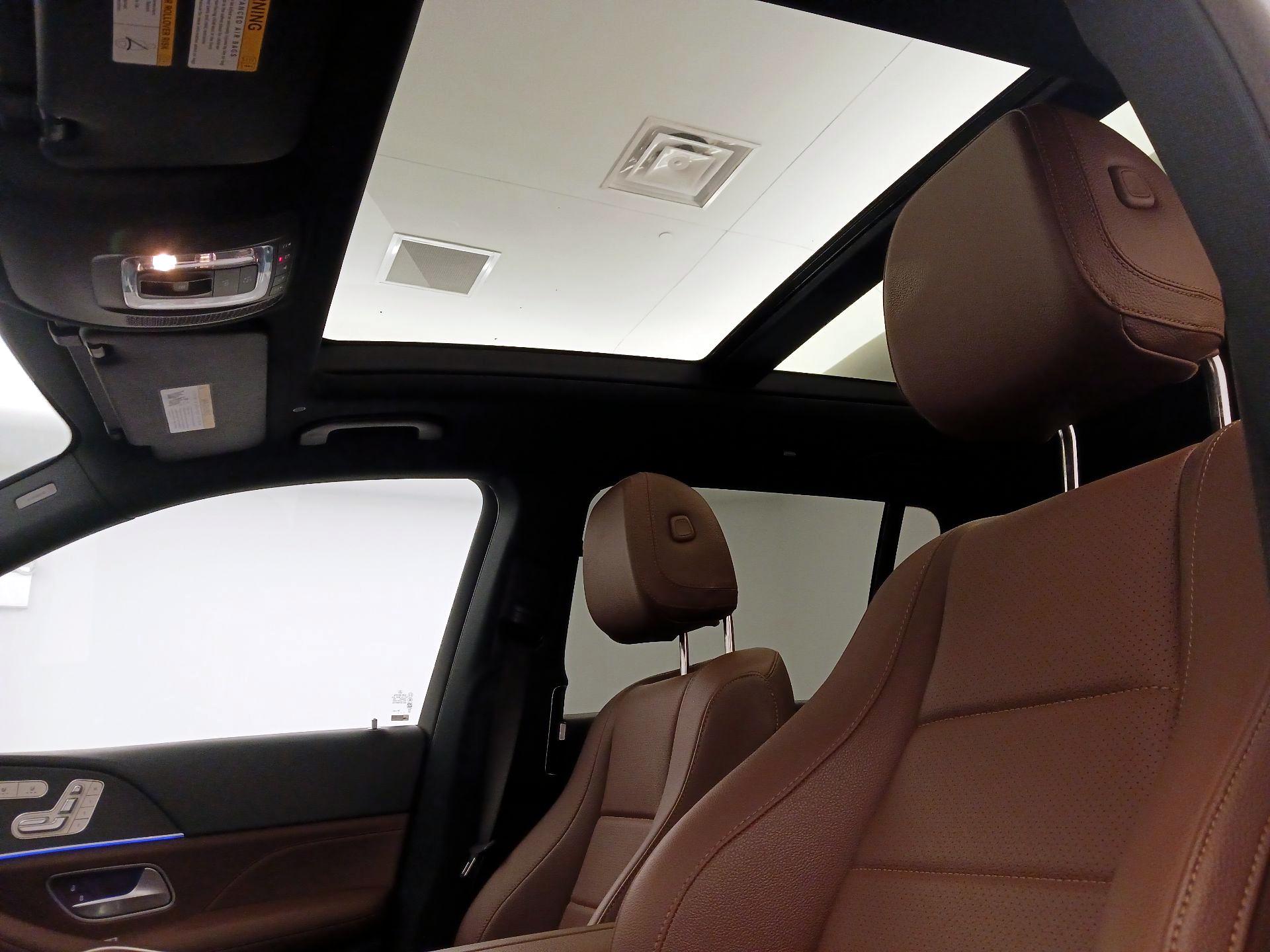 Thumbnail: 2024 Mercedes-Benz GLS - 20