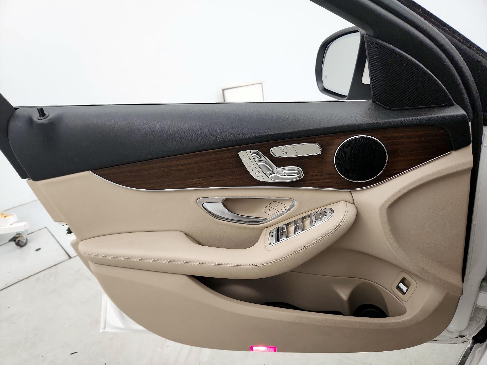 Thumbnail: 2019 Mercedes-Benz C-Class - 12