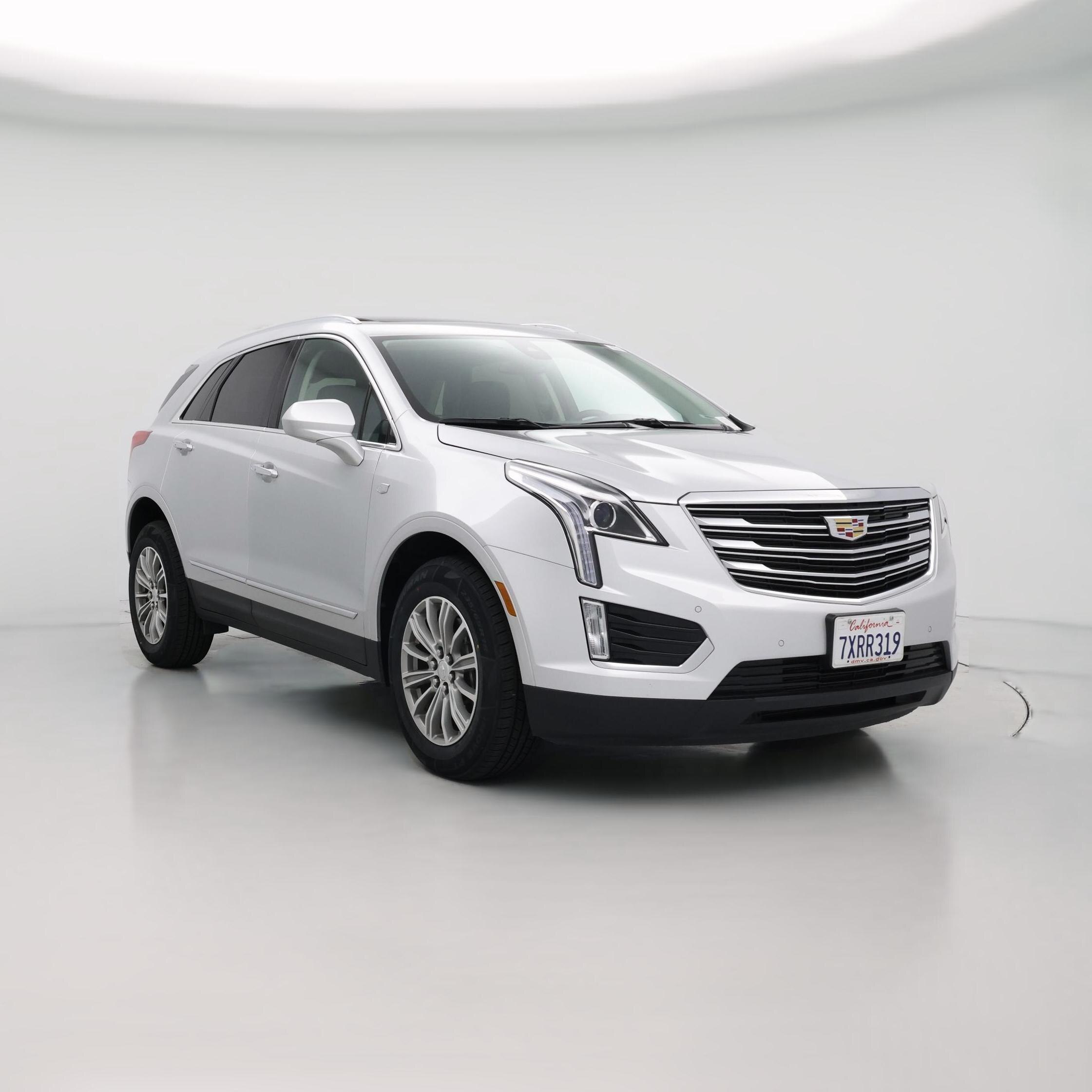 Thumbnail: 2017 Cadillac XT5 - 1