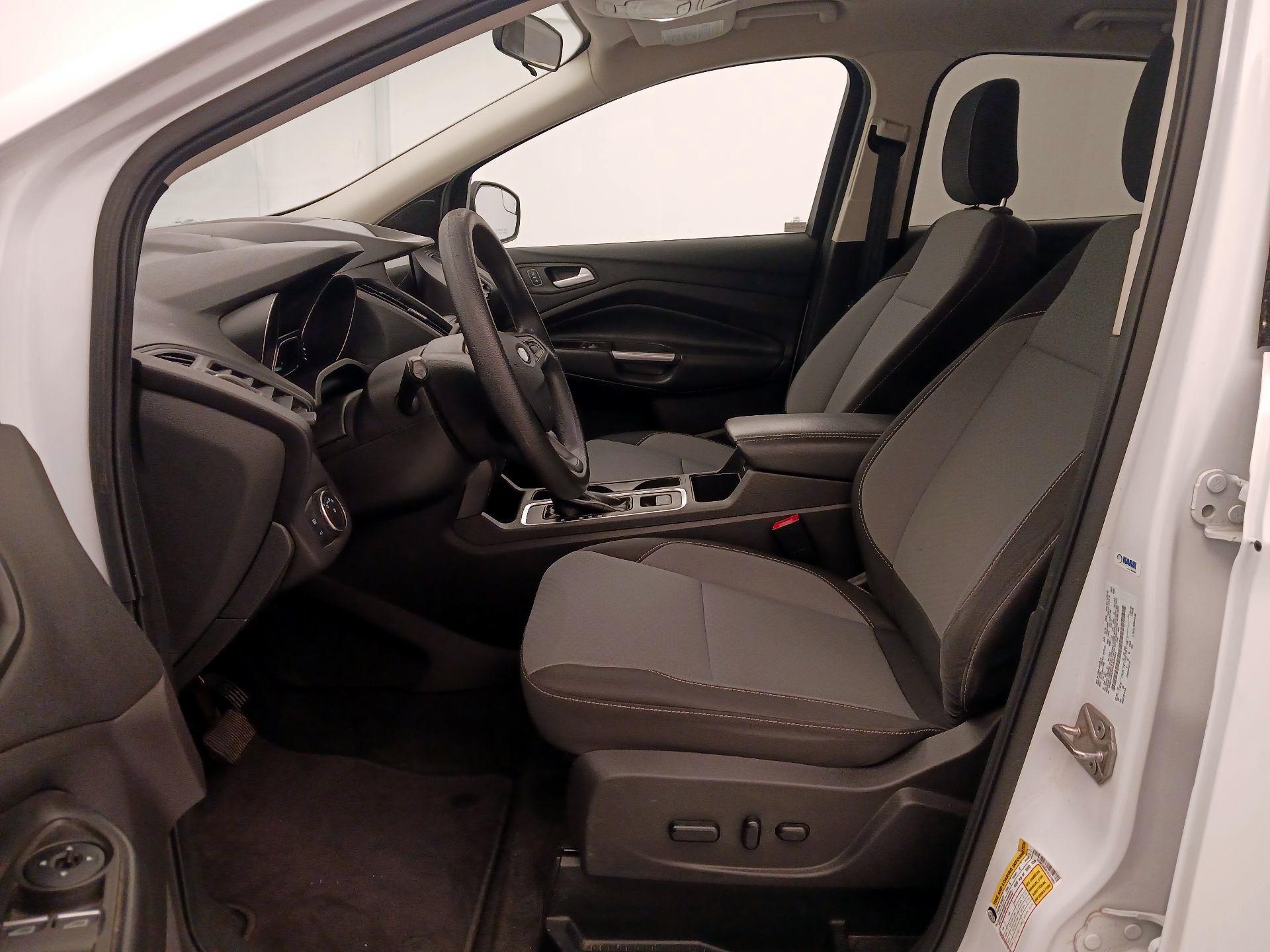 Thumbnail: 2019 Ford Escape - 11
