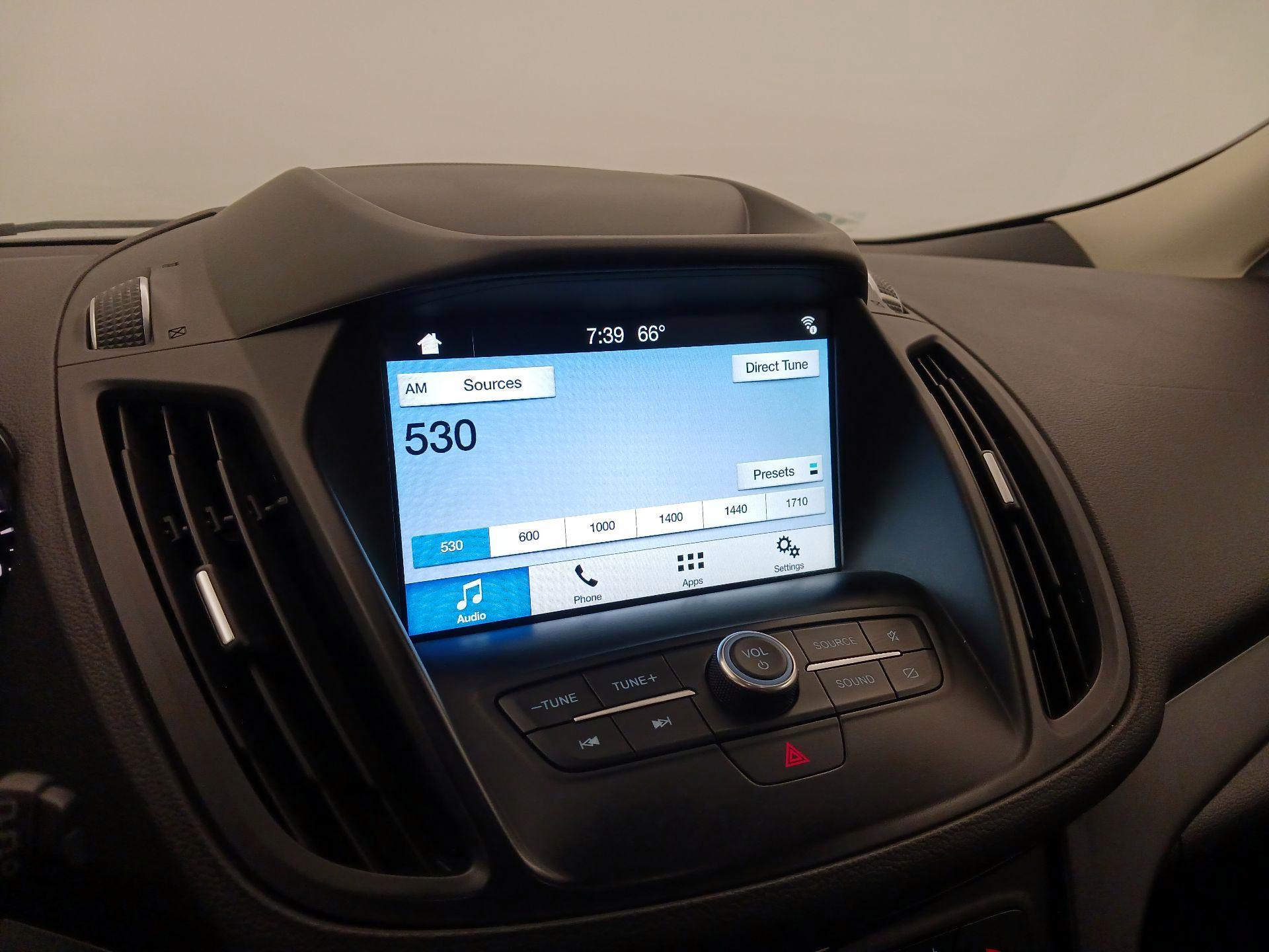 Thumbnail: 2019 Ford Escape - 15