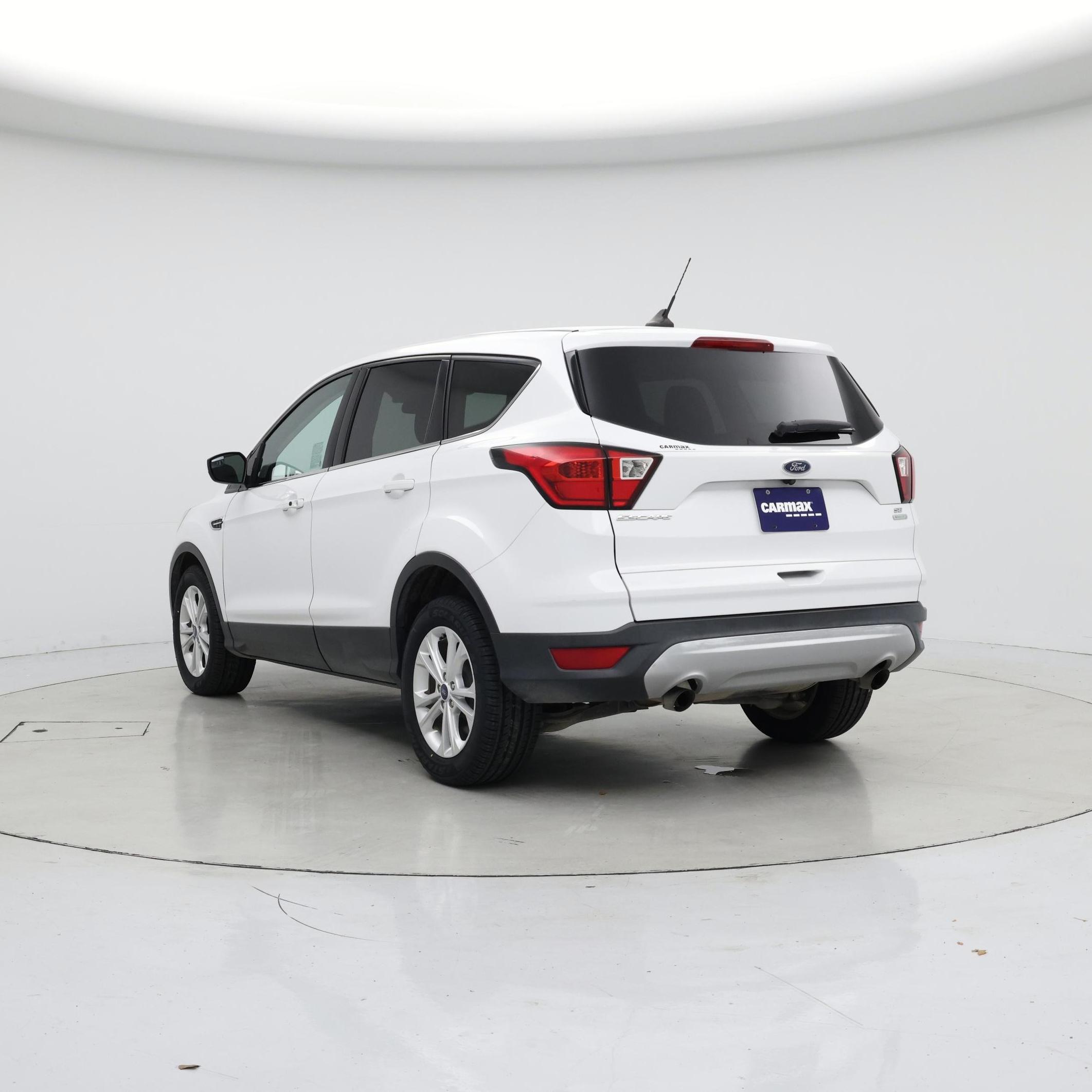 Thumbnail: 2019 Ford Escape - 2