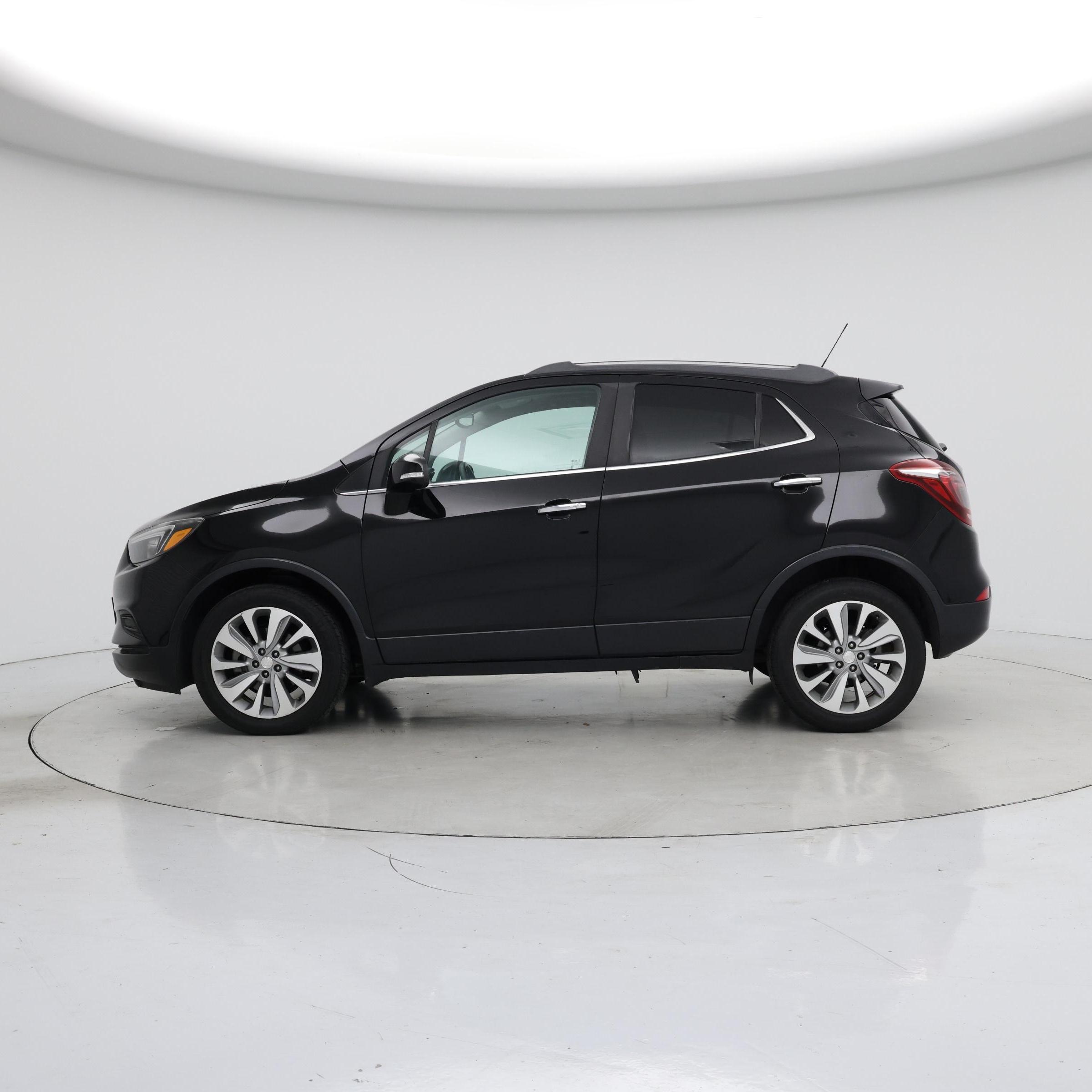 Thumbnail: 2018 Buick Encore - 3