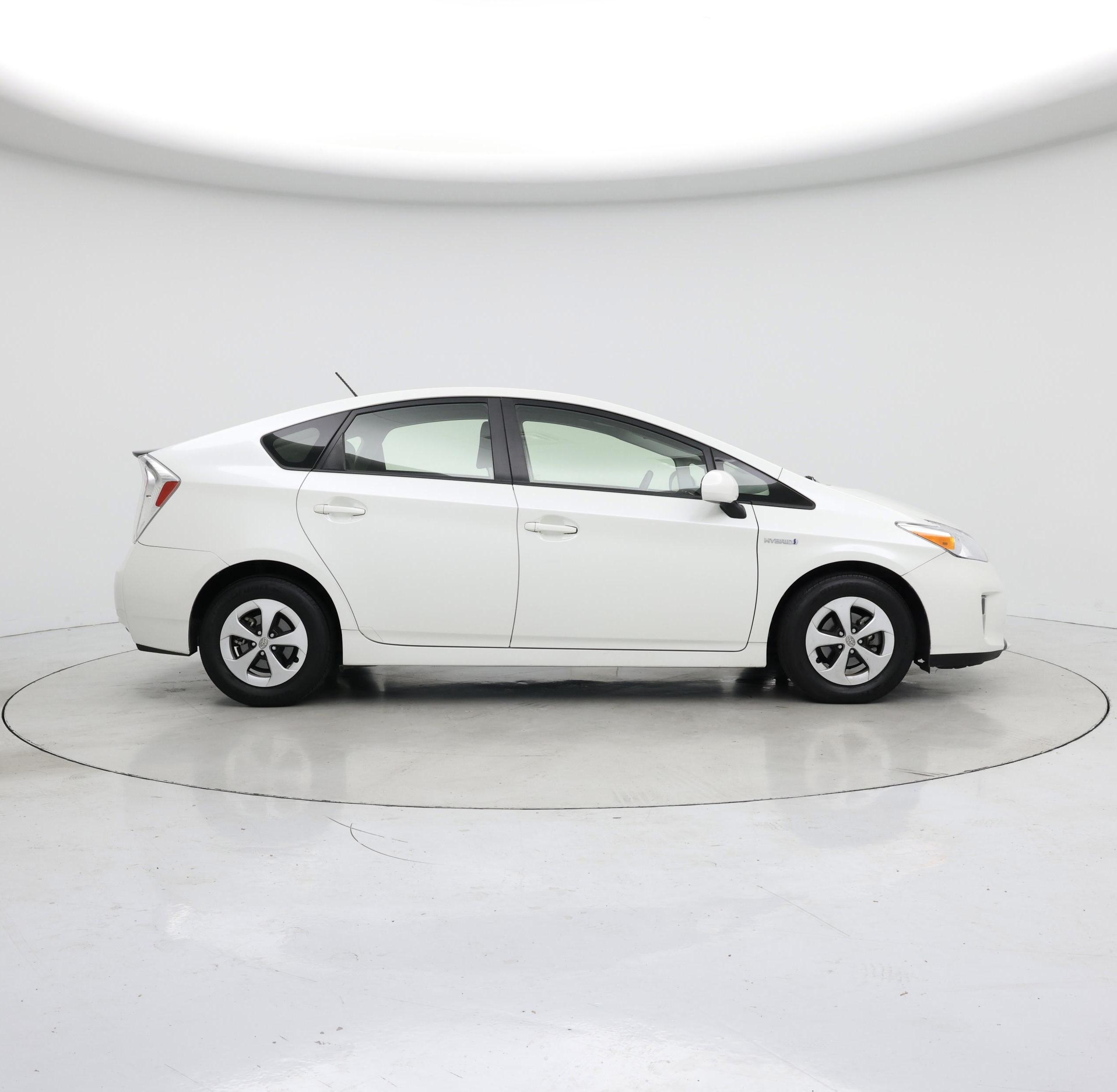 Thumbnail: 2015 Toyota Prius - 7