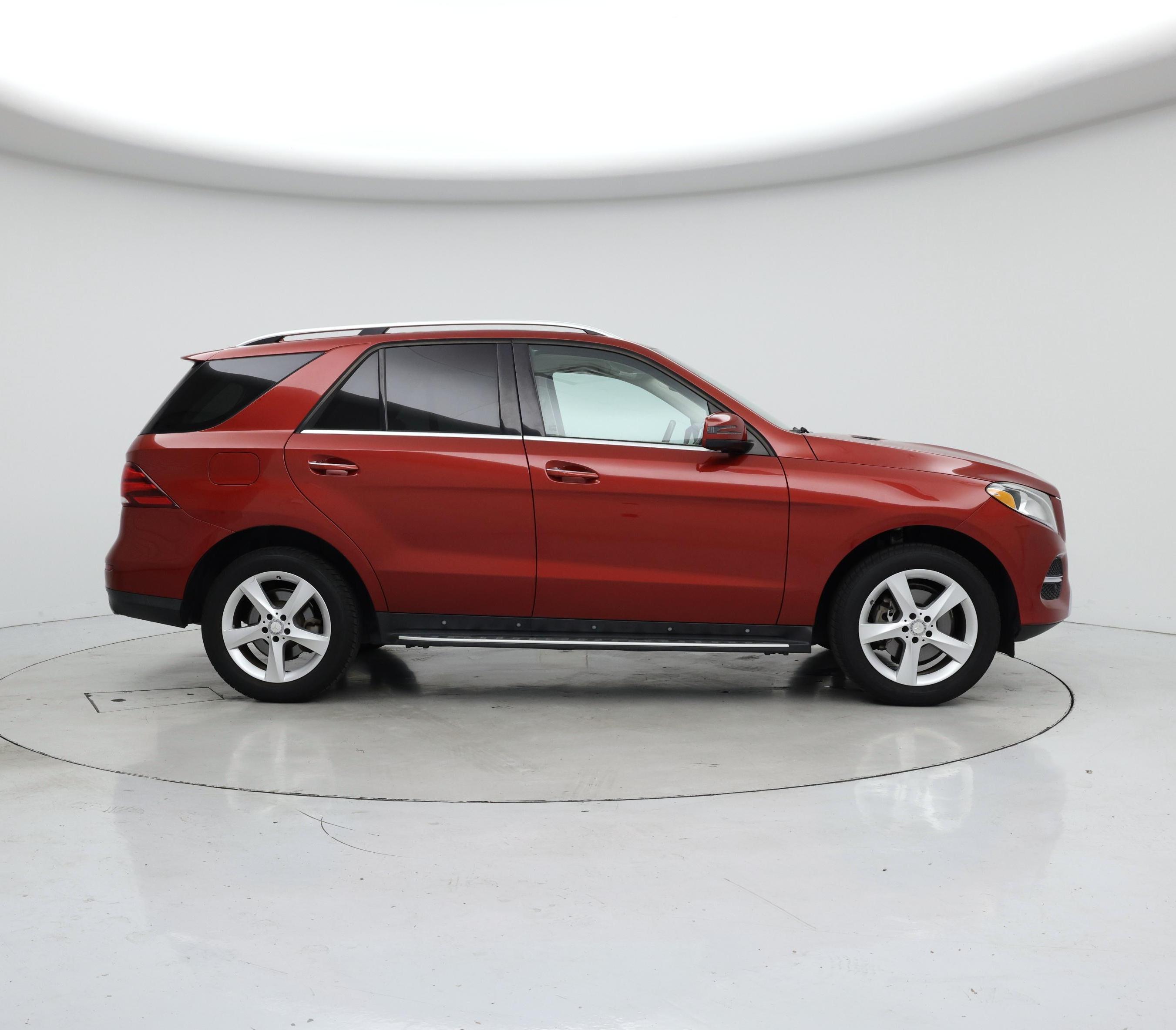 Thumbnail: 2016 Mercedes-Benz GLE - 7