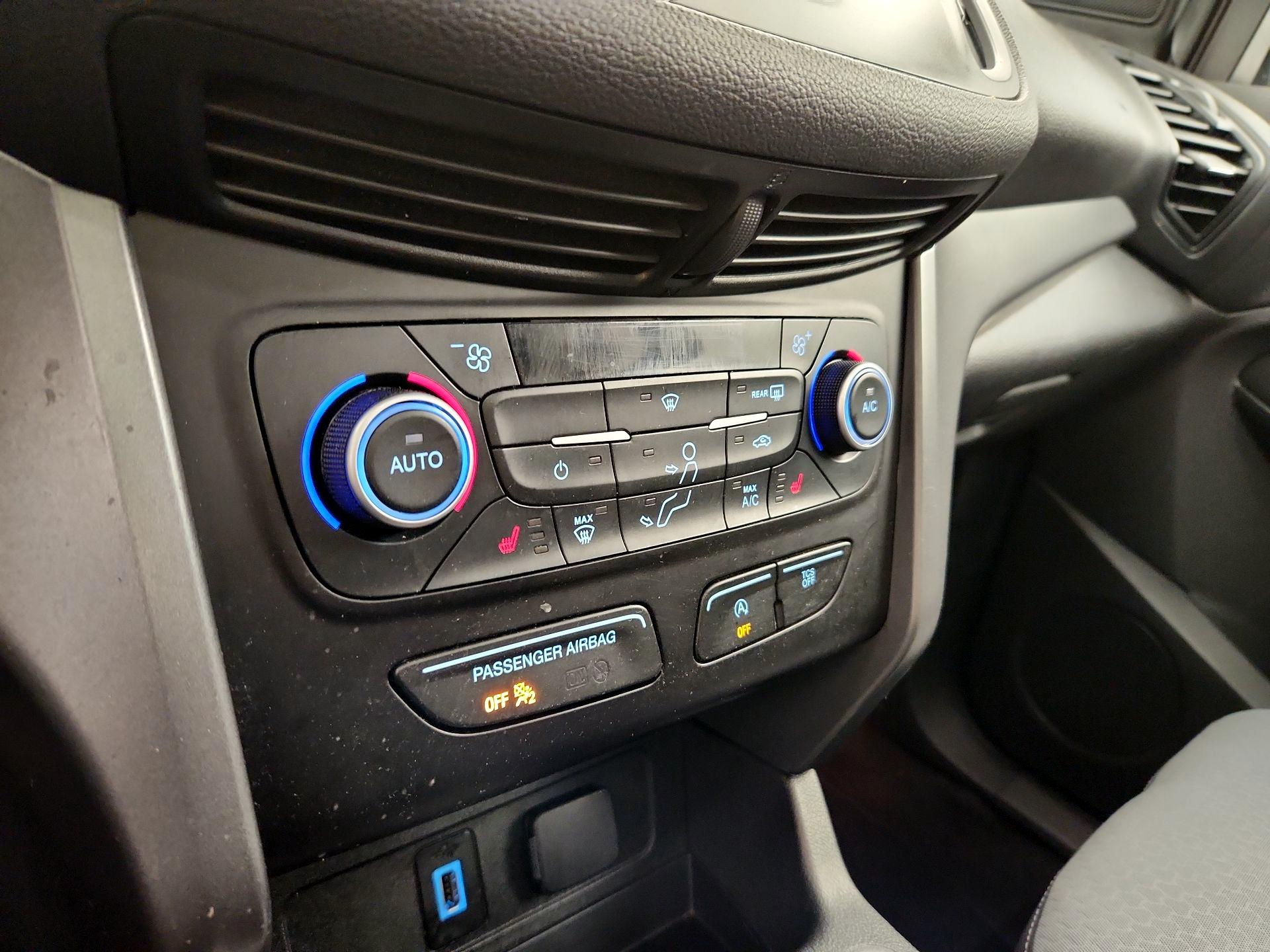 Thumbnail: 2018 Ford Escape - 16