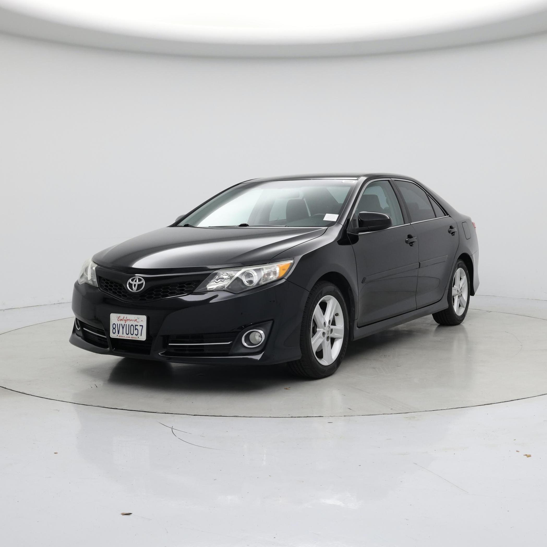 Thumbnail: 2014 Toyota Camry - 4