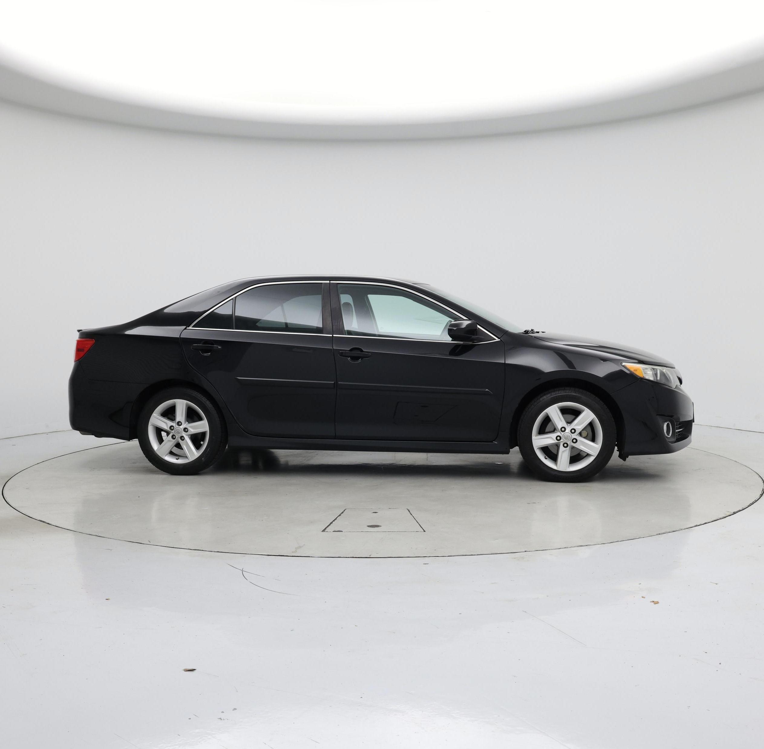 Thumbnail: 2014 Toyota Camry - 7
