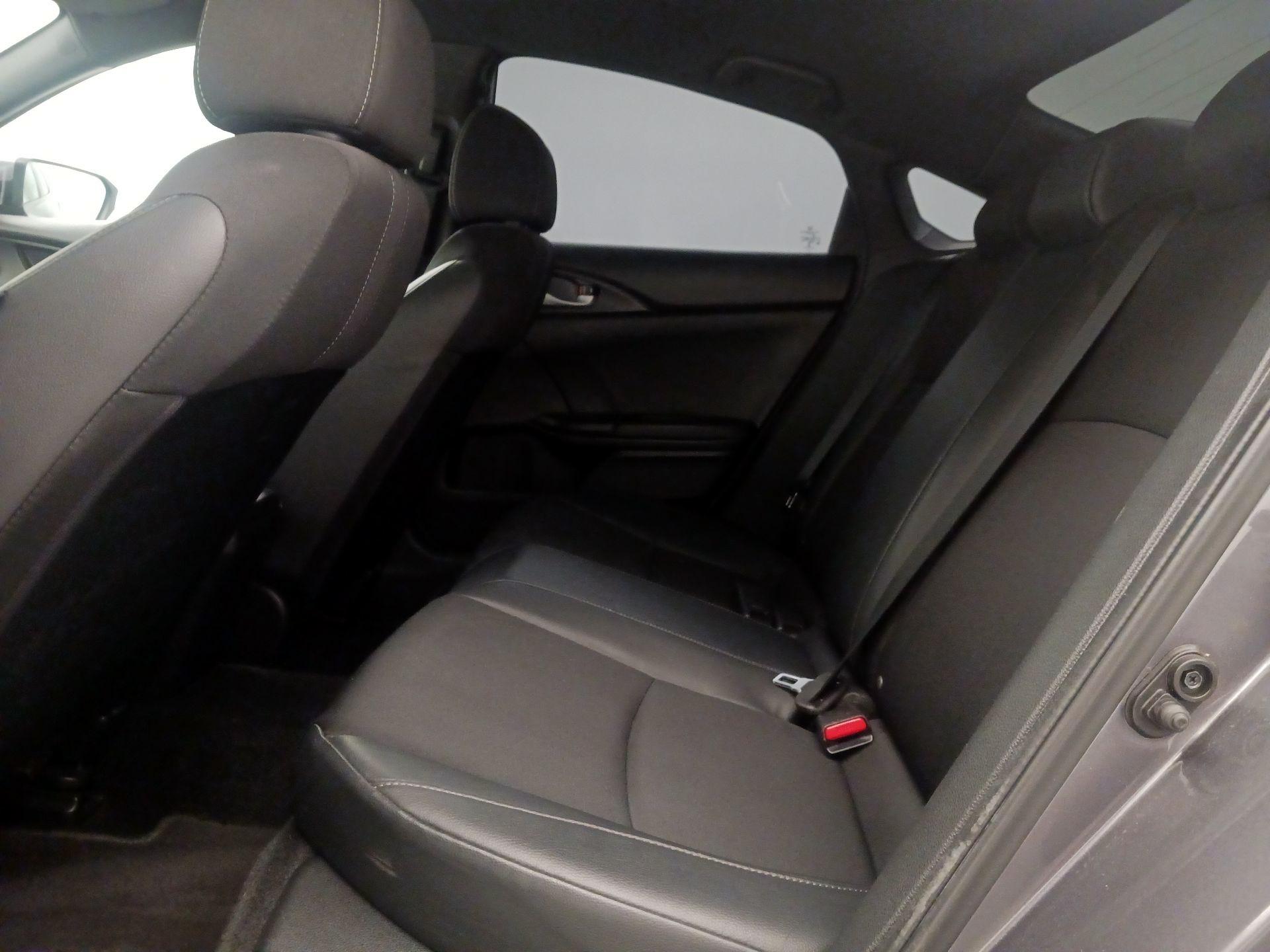 Thumbnail: 2019 Honda Civic - 18