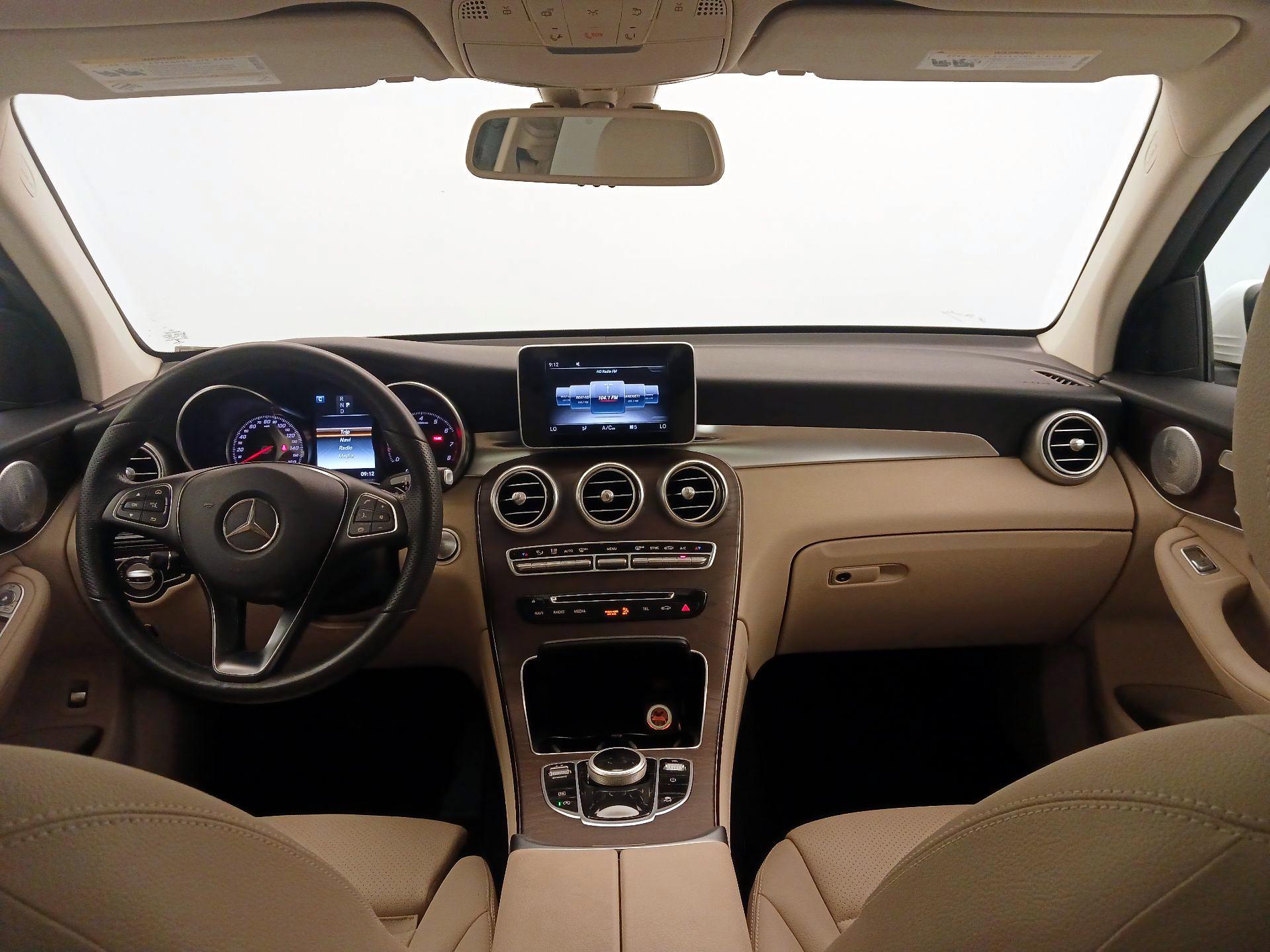 Thumbnail: 2019 Mercedes-Benz GLC - 9