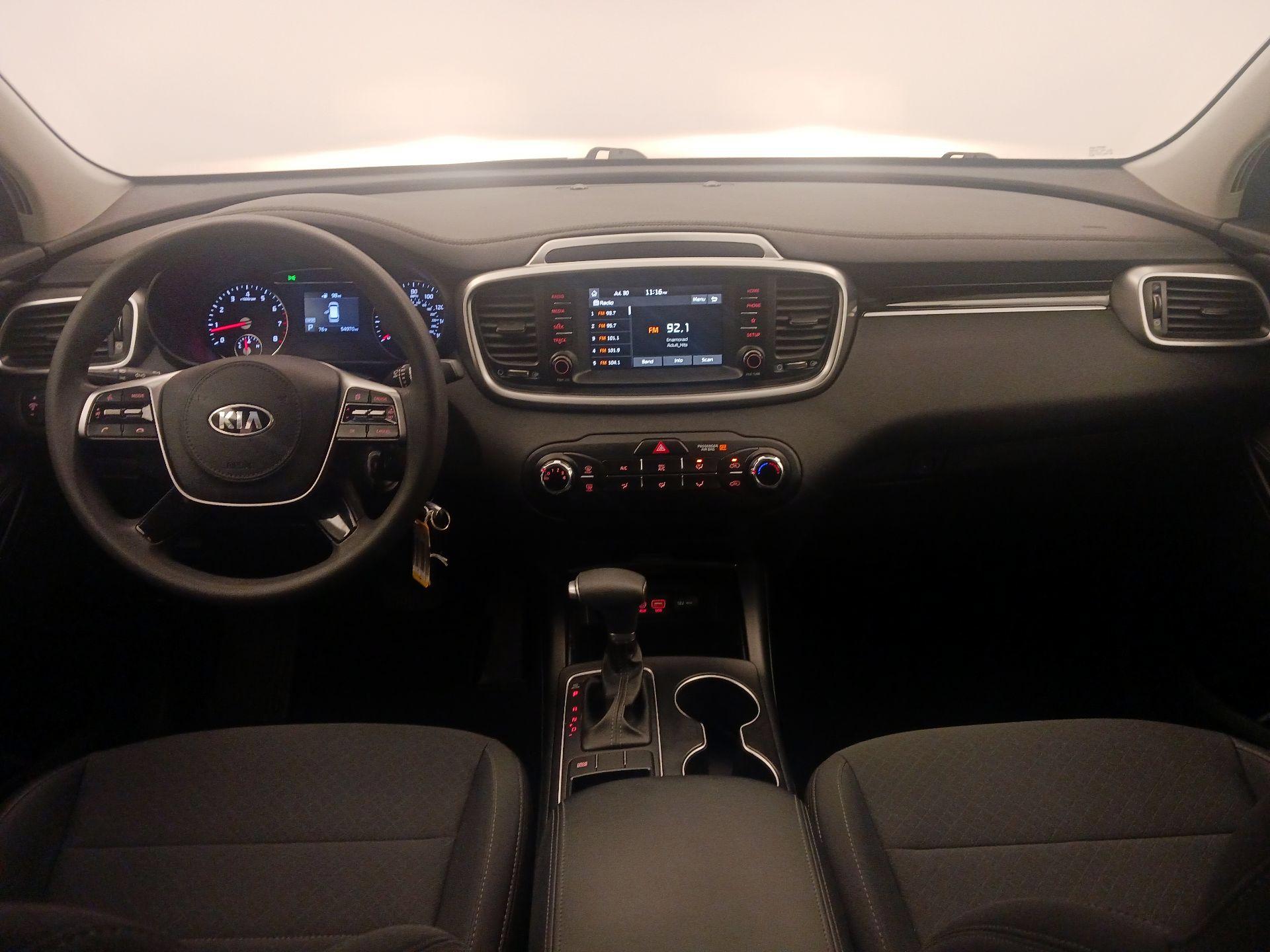 Thumbnail: 2020 Kia Sorento - 9