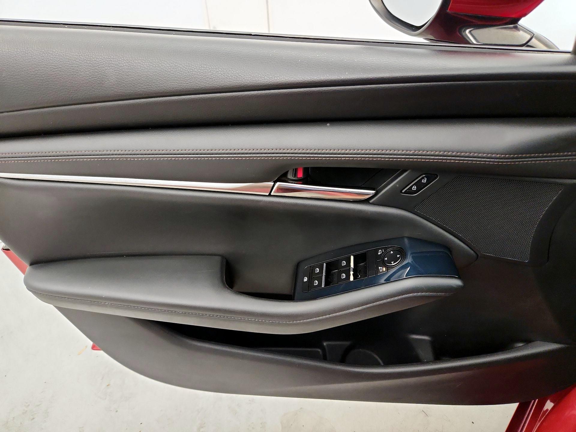 Thumbnail: 2019 Mazda Mazda3 - 12