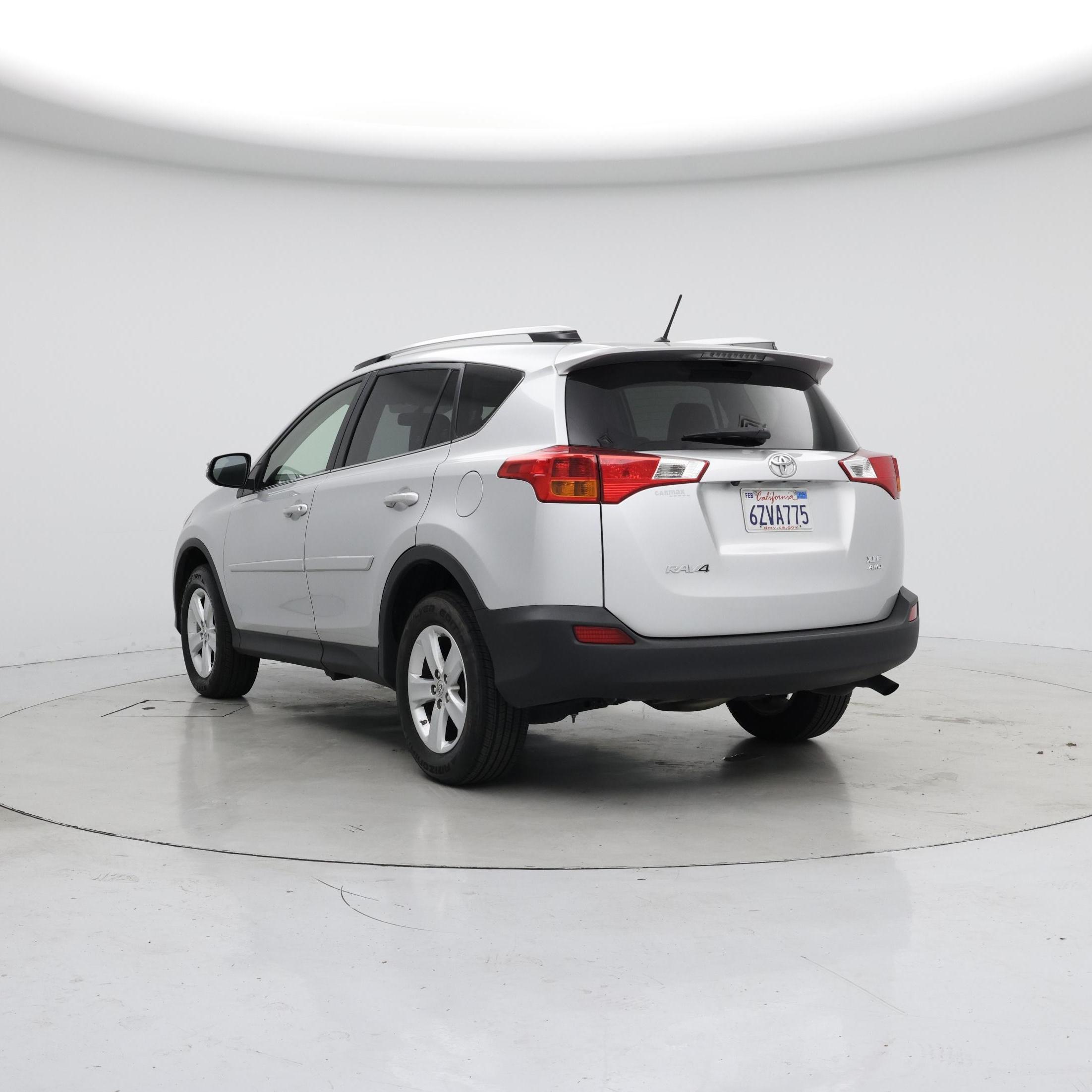 Thumbnail: 2013 Toyota RAV4 - 2