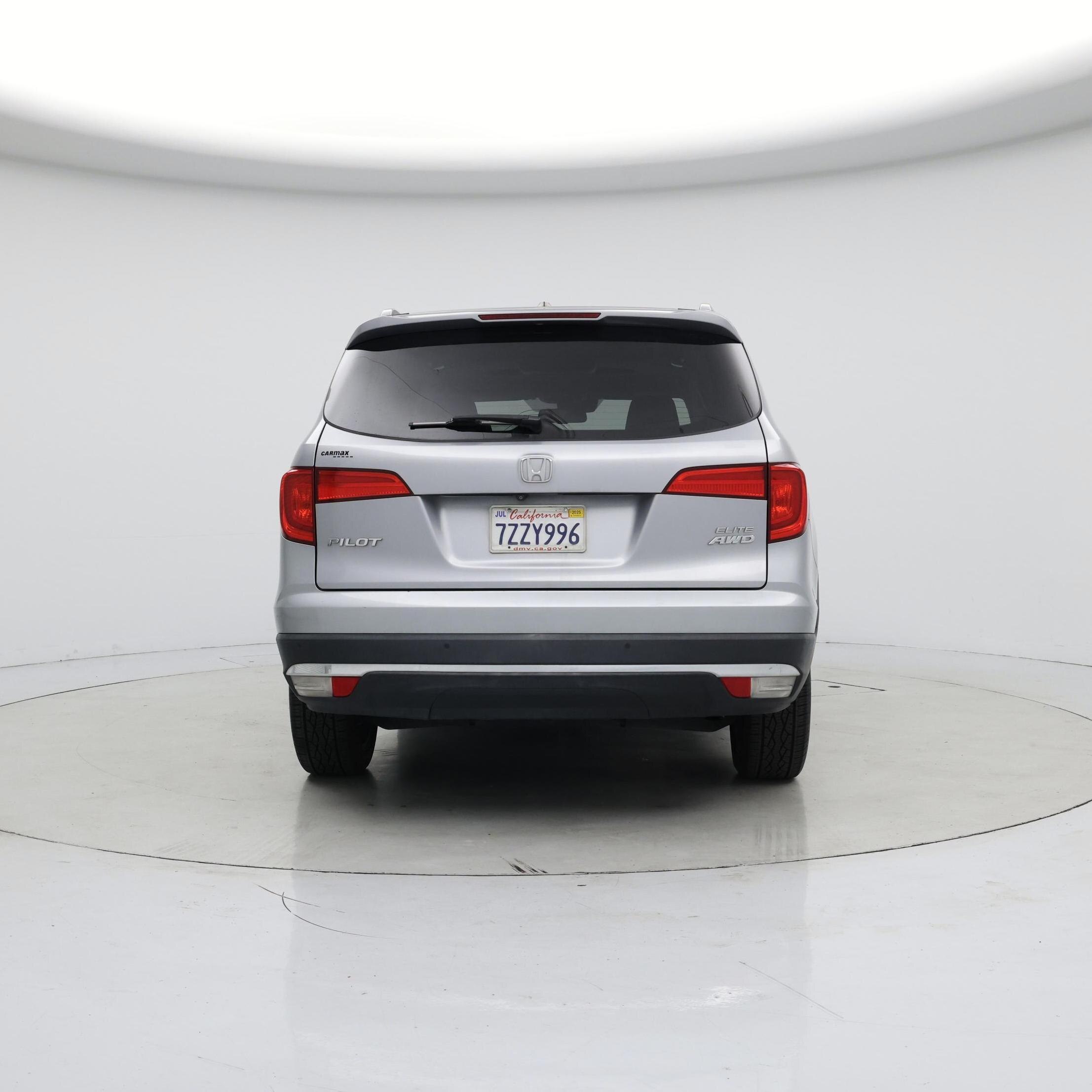 Thumbnail: 2017 Honda Pilot - 6