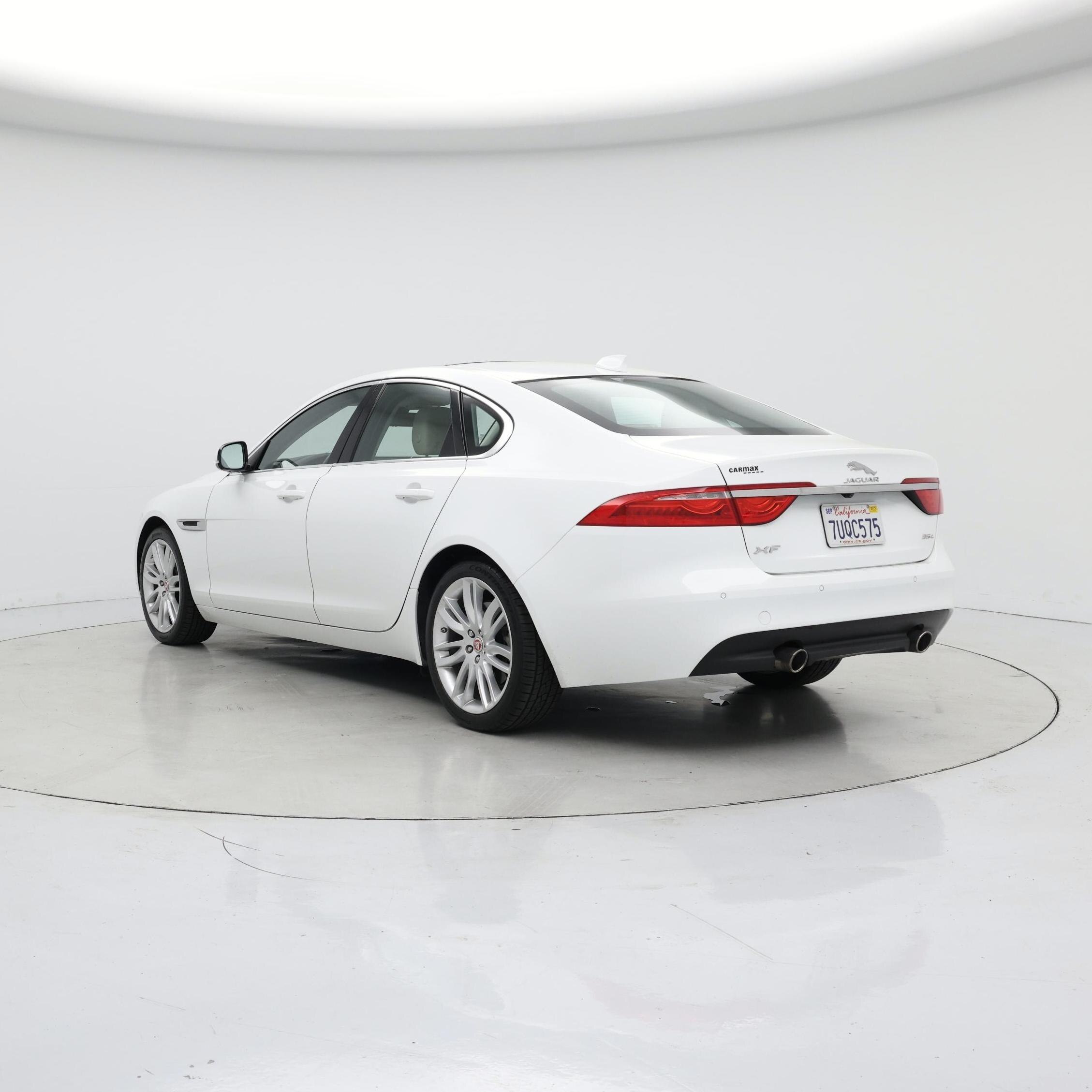 Thumbnail: 2017 Jaguar XF - 2