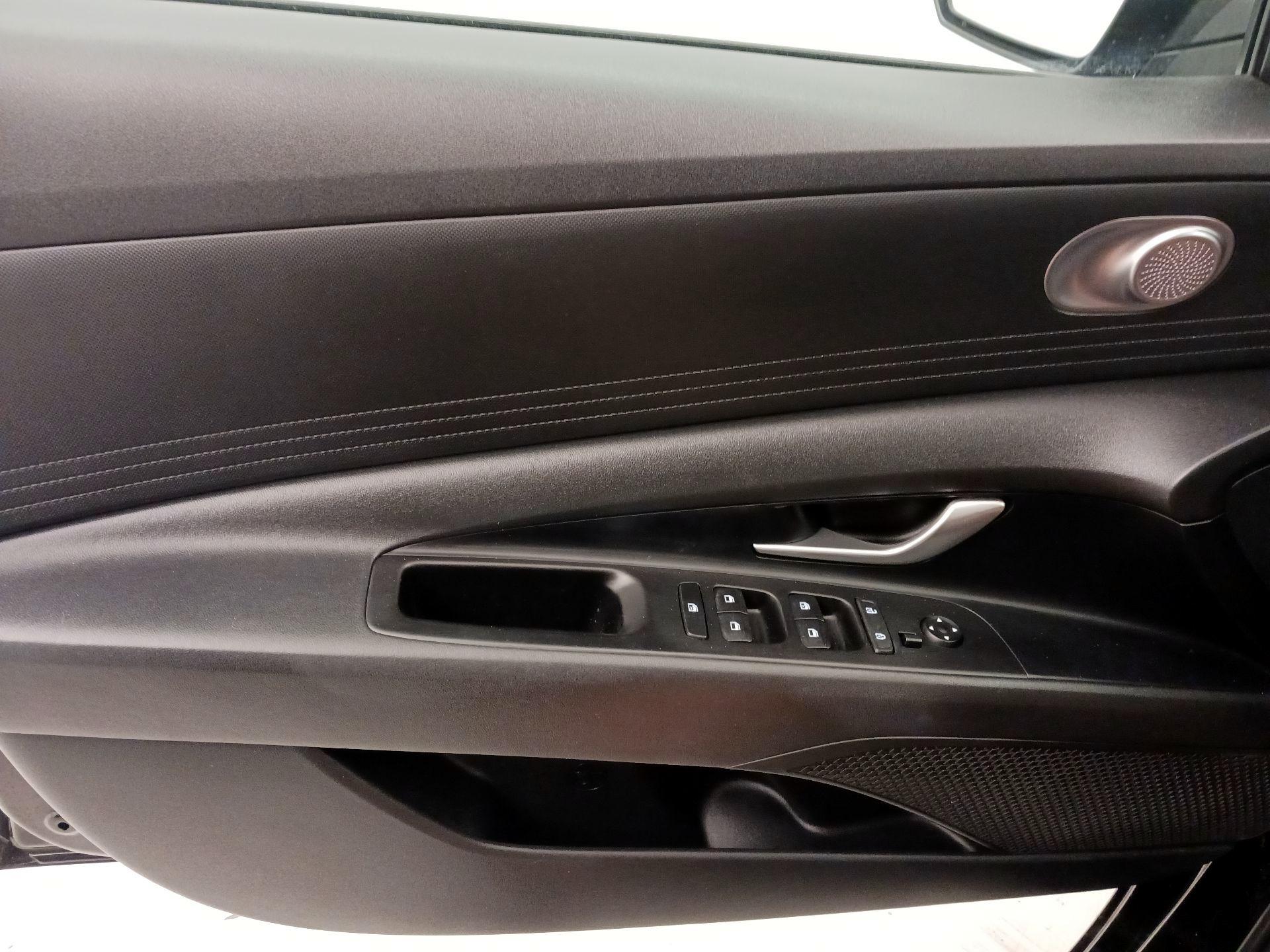 Thumbnail: 2021 Hyundai Elantra - 12