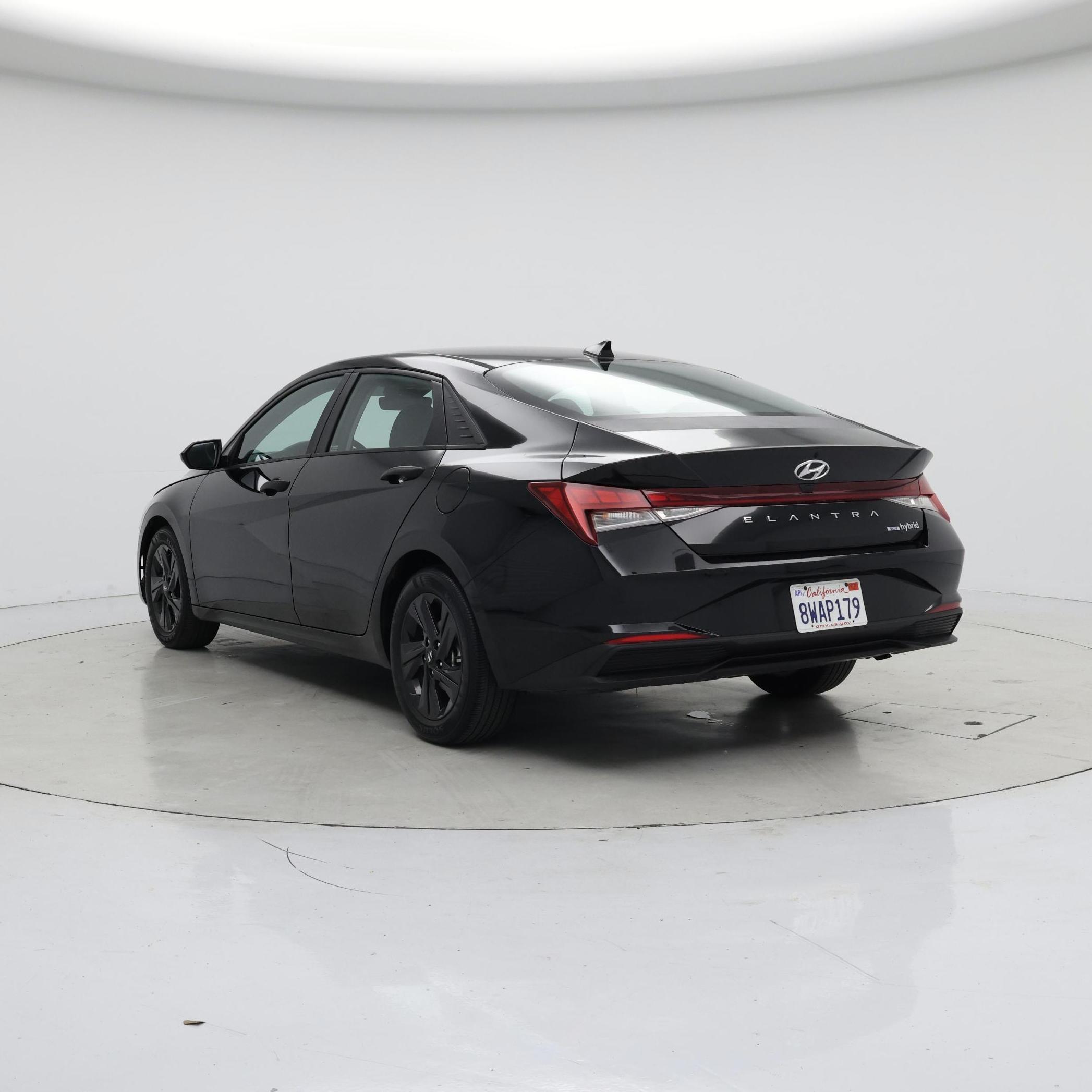 Thumbnail: 2021 Hyundai Elantra - 2