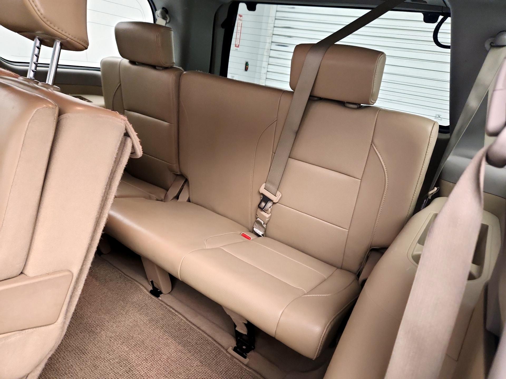 Thumbnail: 2014 Nissan Armada - 20