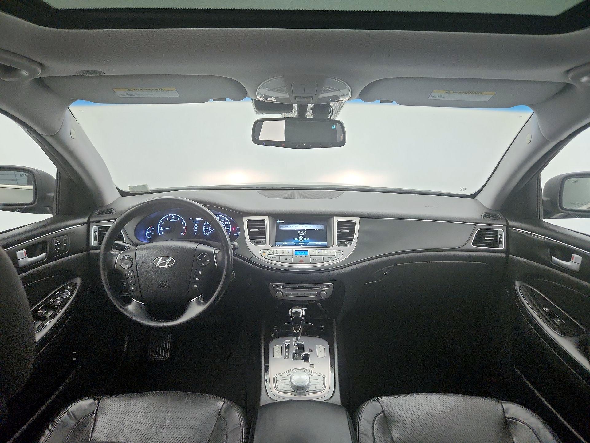Thumbnail: 2014 Hyundai Genesis - 9