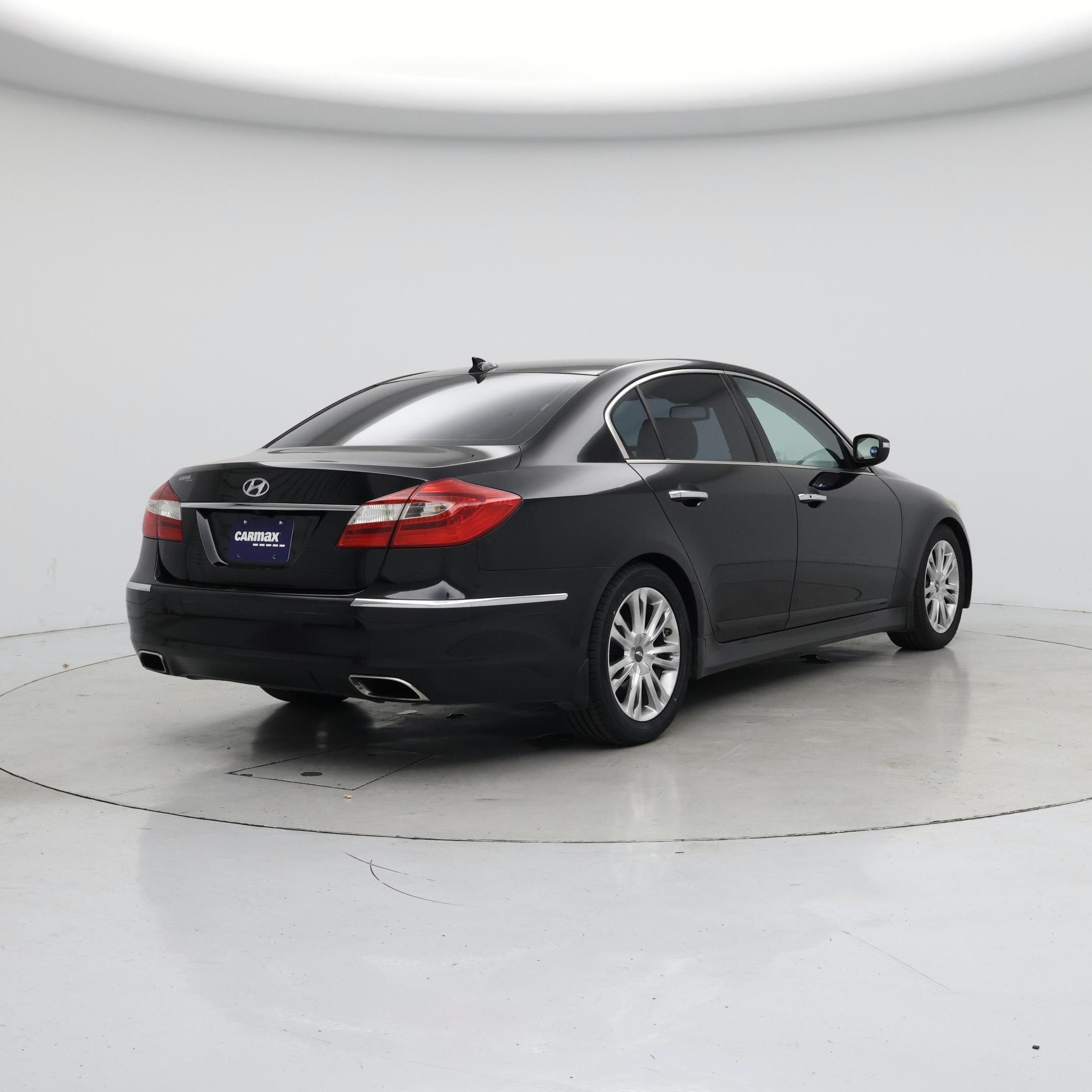 Thumbnail: 2014 Hyundai Genesis - 8