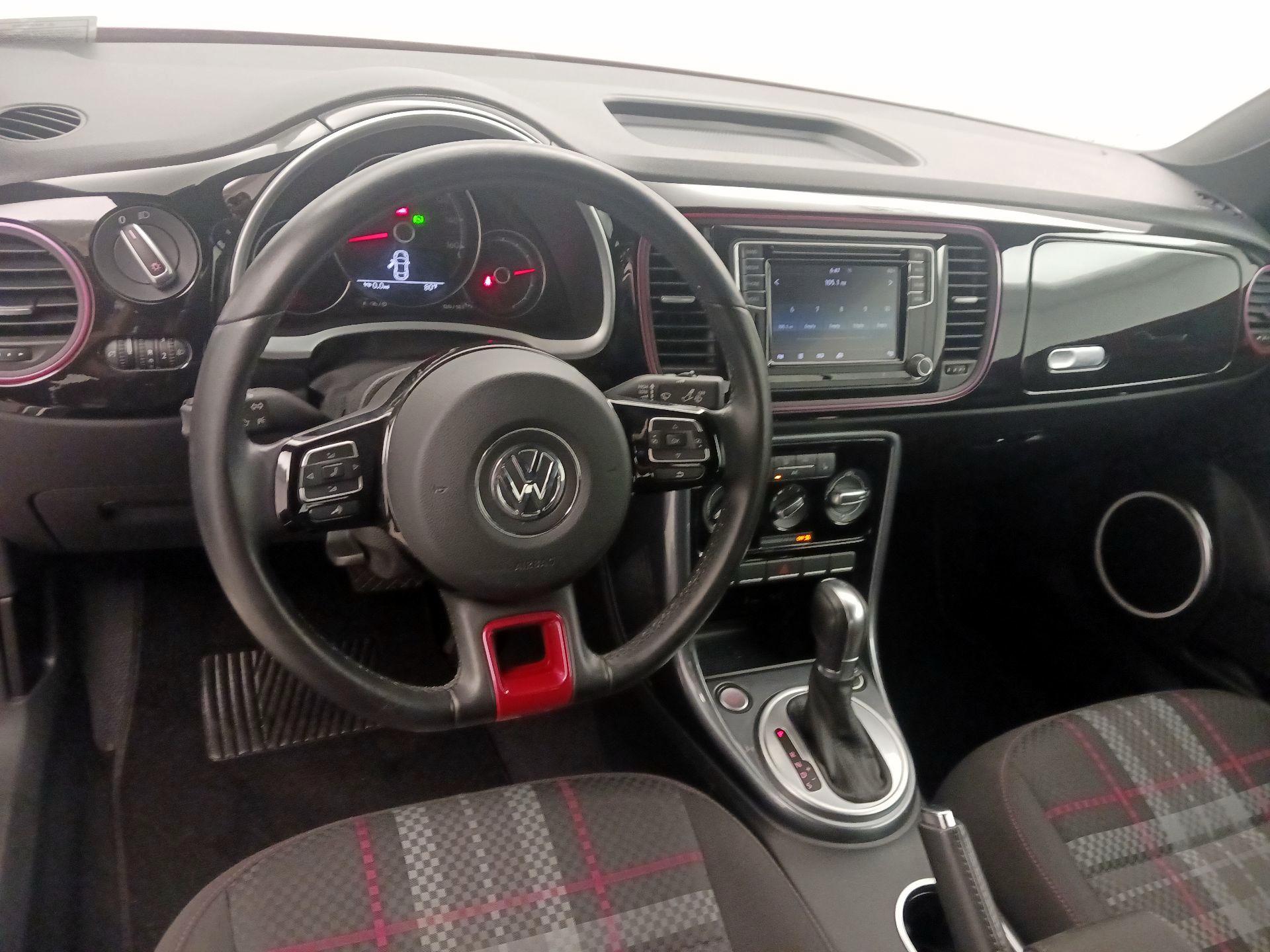 Thumbnail: 2017 Volkswagen Beetle - 10