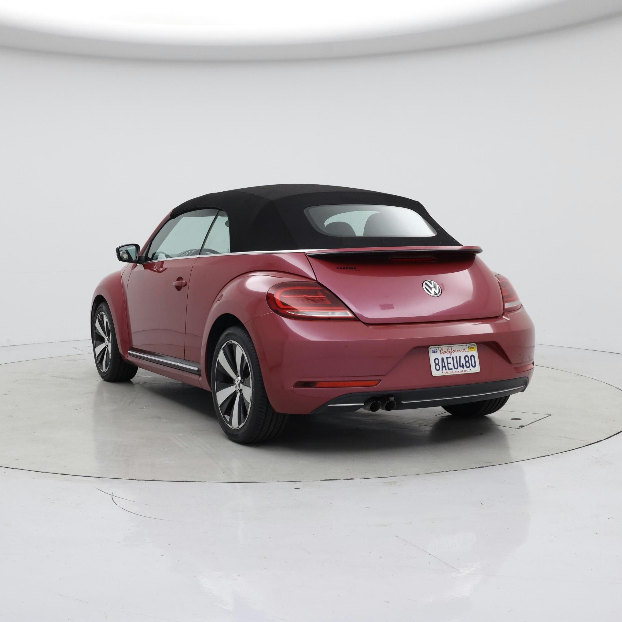 Thumbnail: 2017 Volkswagen Beetle - 2