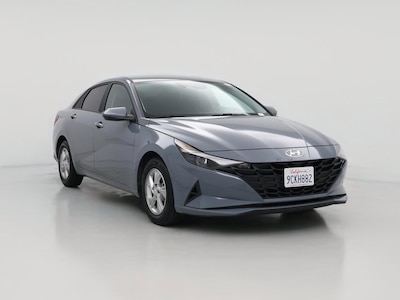 Gray 2022 Hyundai Elantra SE