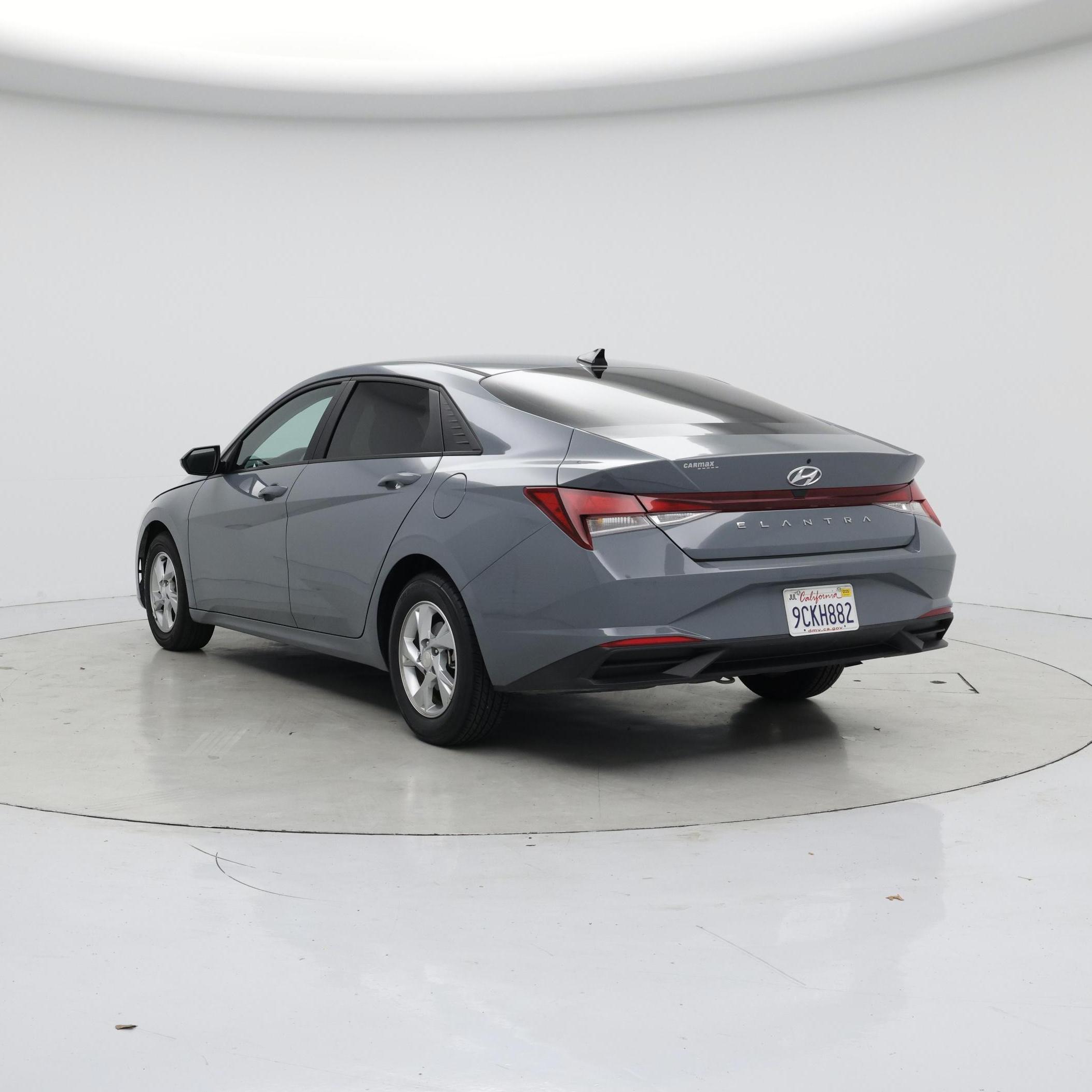 Thumbnail: 2022 Hyundai Elantra - 2