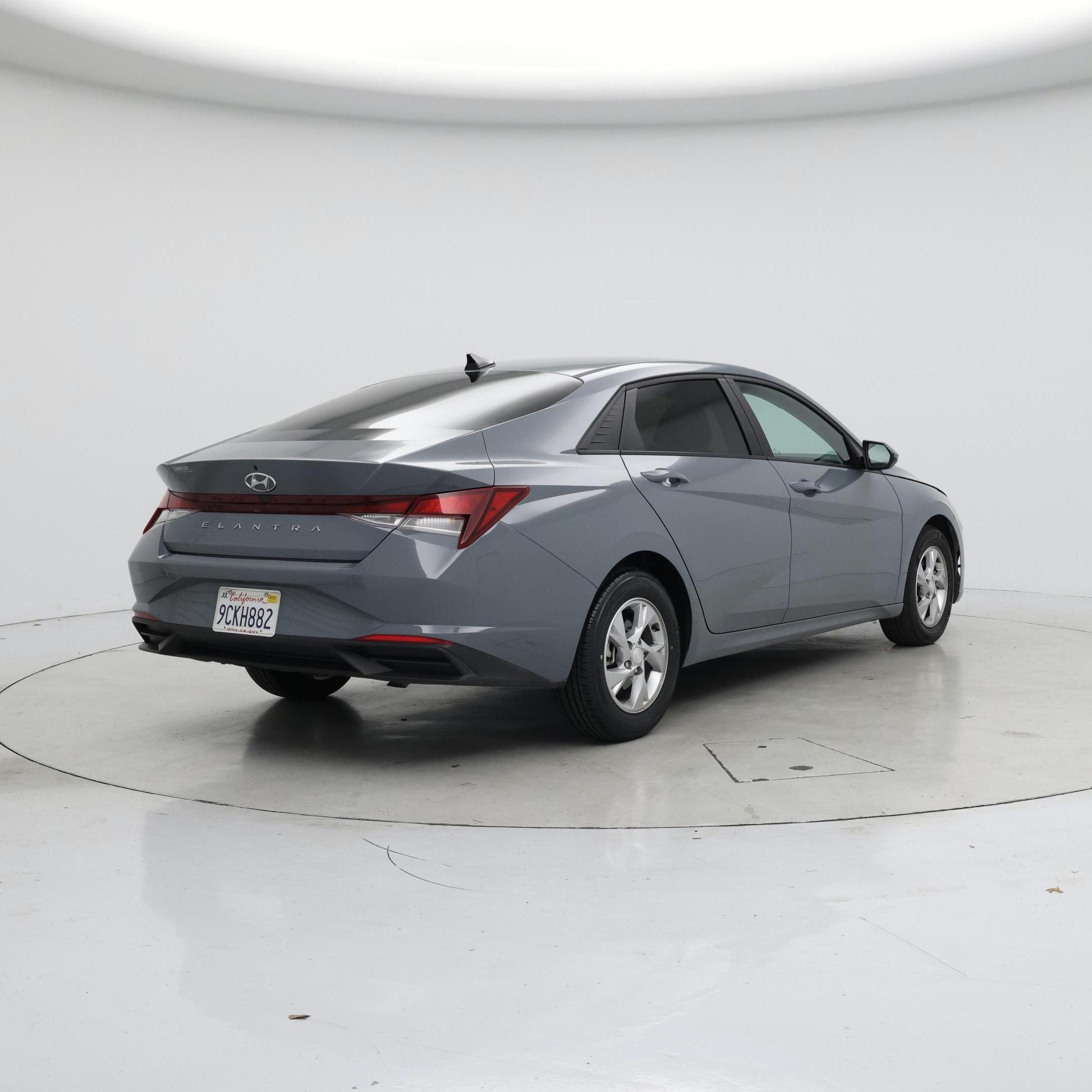 Thumbnail: 2022 Hyundai Elantra - 8